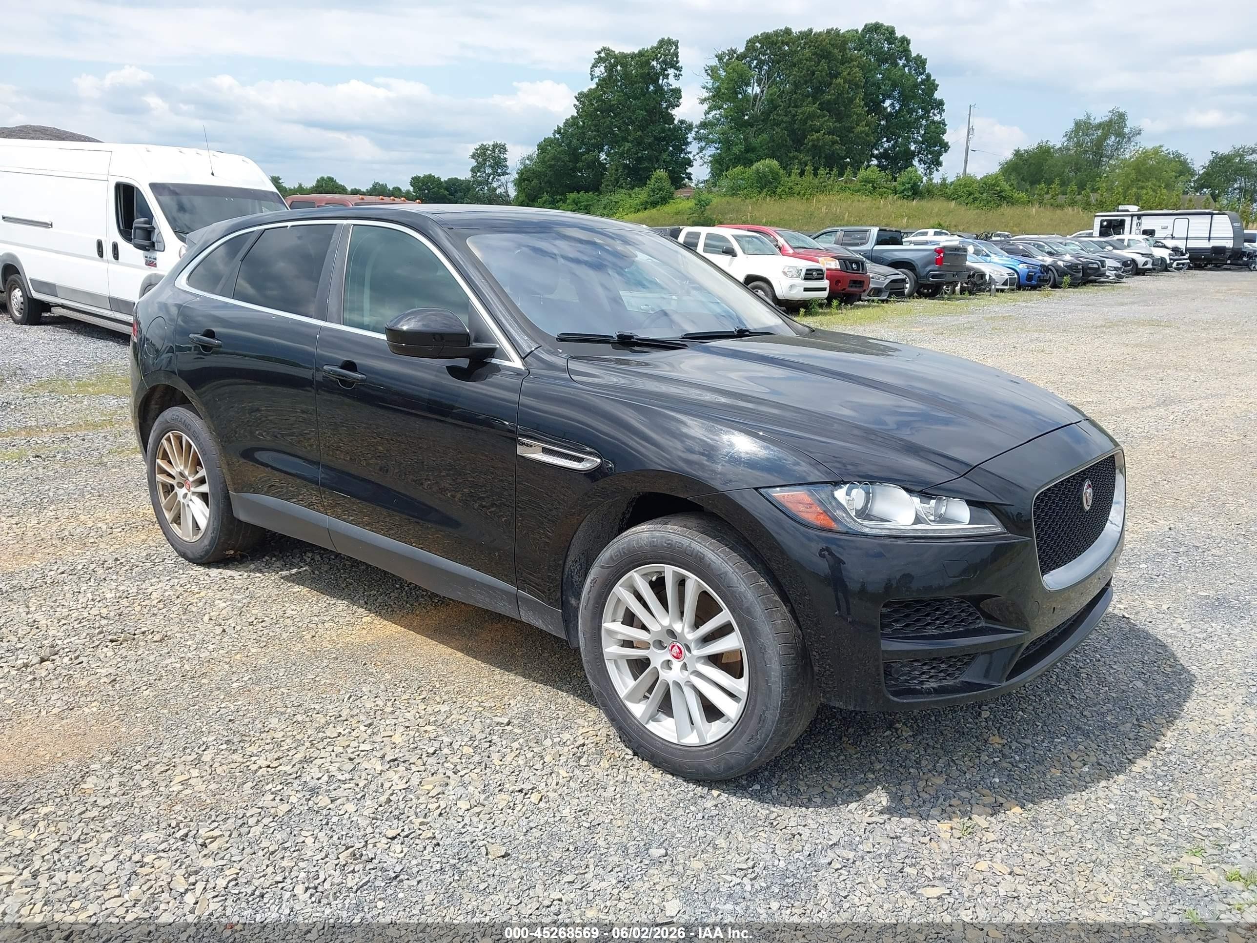 2020 Jaguar F-pace 30t Prestige Black vin: SADCK2GX4LA635683