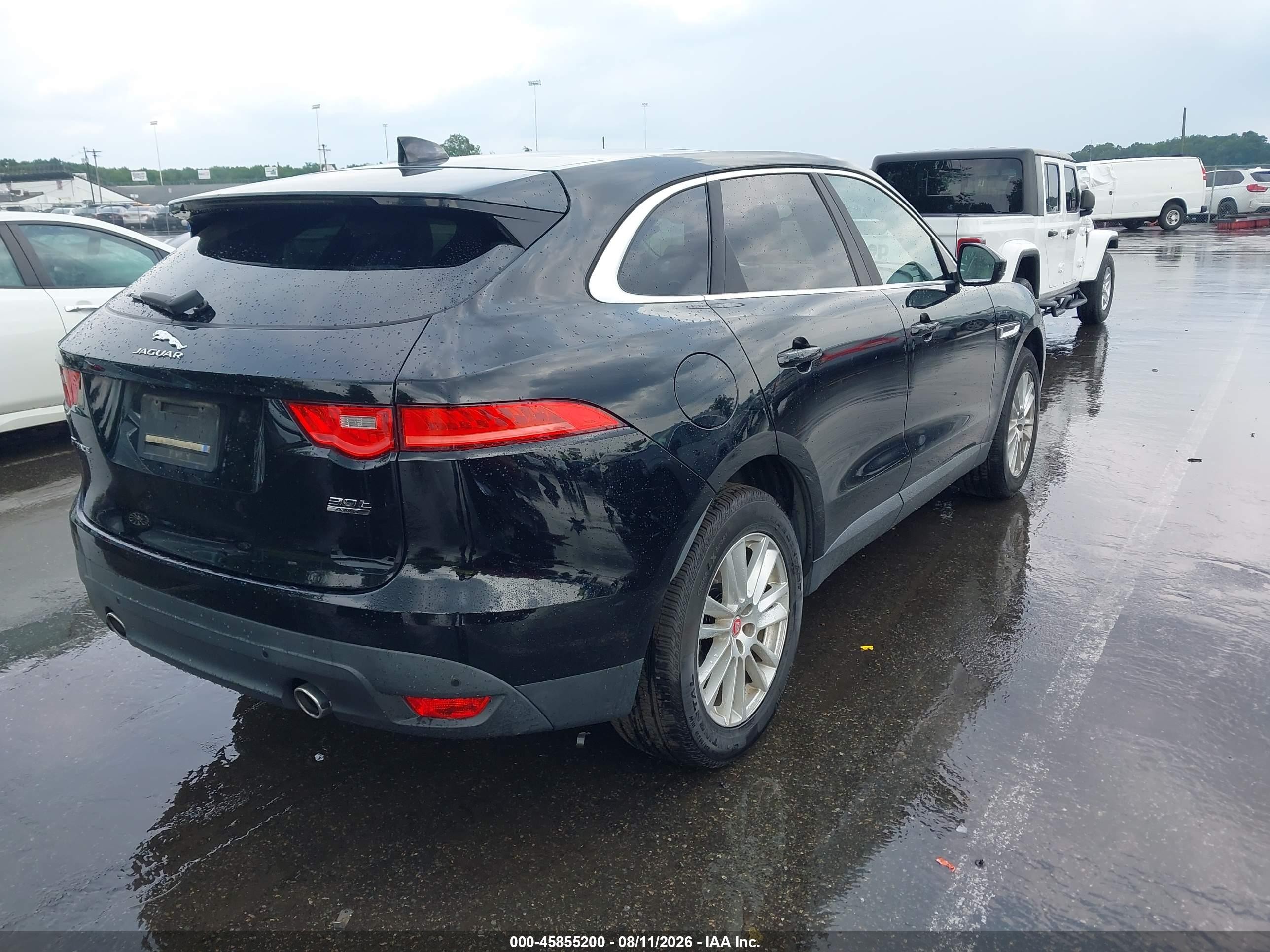 2019 Jaguar F-pace 25t Prestige/30t Prestige Black vin: SADCK2GXXKA391519