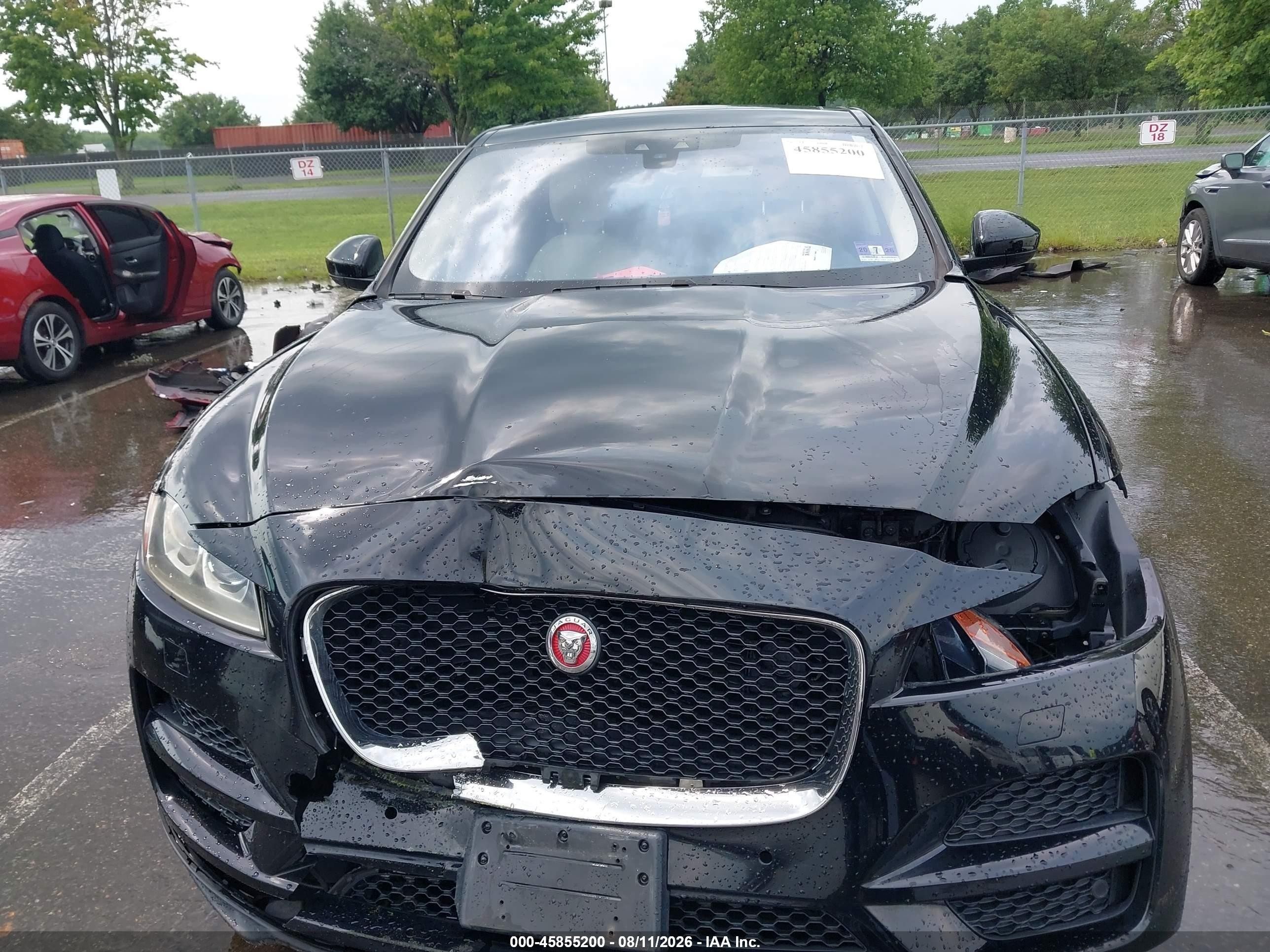 2019 Jaguar F-pace 25t Prestige/30t Prestige Black vin: SADCK2GXXKA391519
