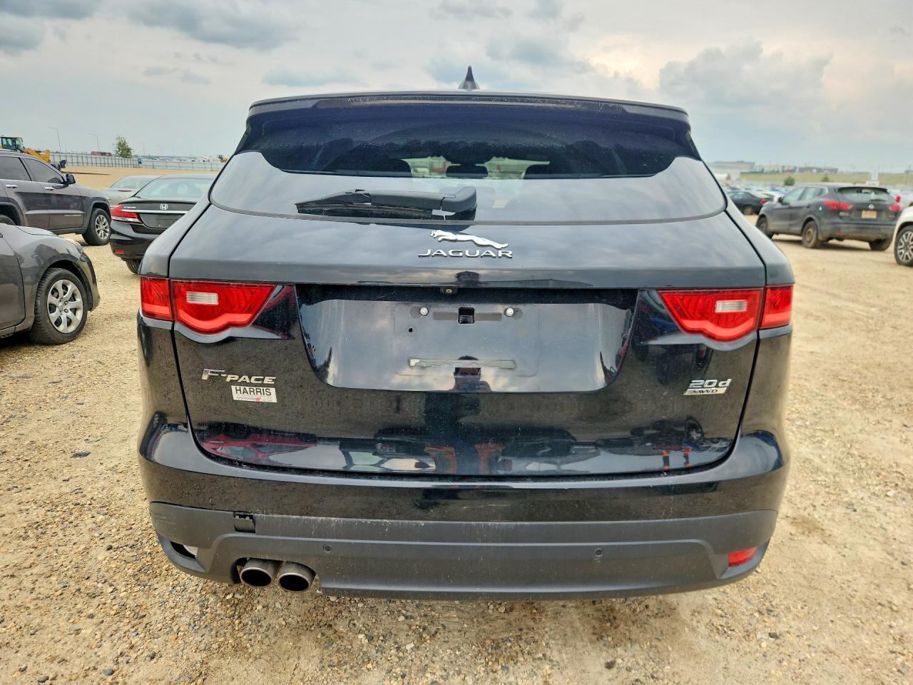2018 Jaguar F-pace R - Sport Black vin: SADCL2FN6JA253570