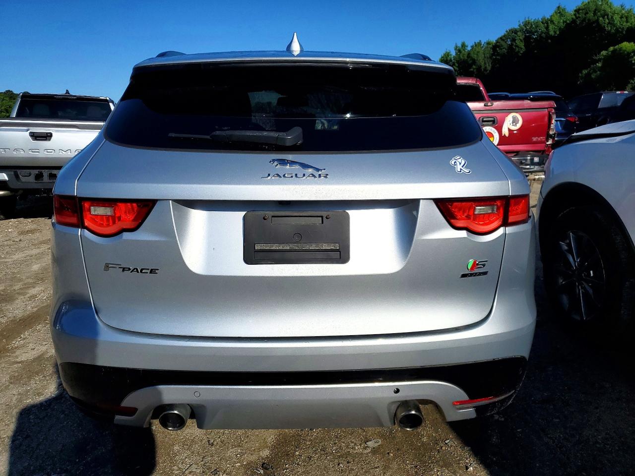 2017 Jaguar F-pace S Серебряный vin: SADCM2BV6HA065029