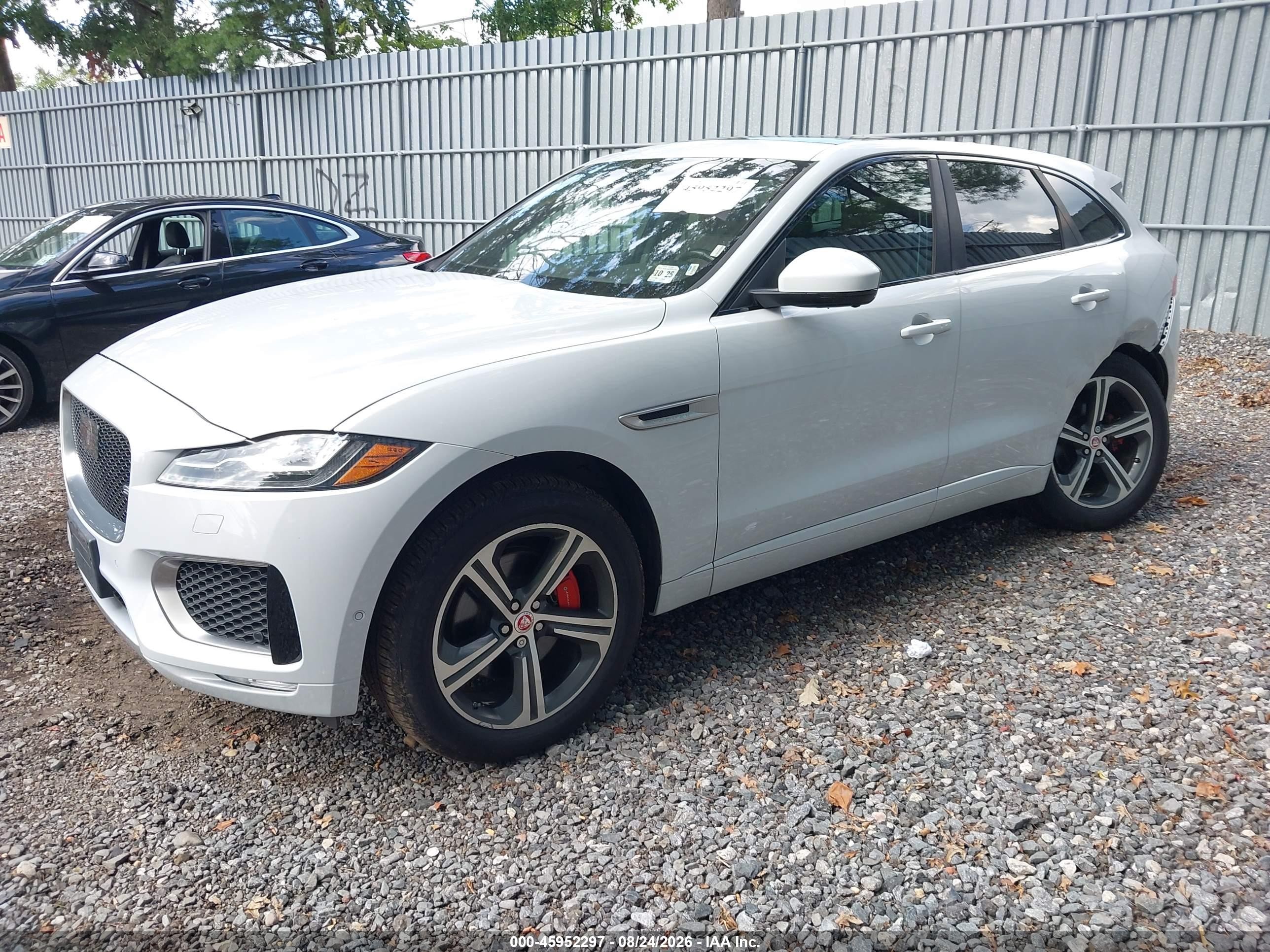 2017 Jaguar F-pace S White vin: SADCM2BV9HA079507