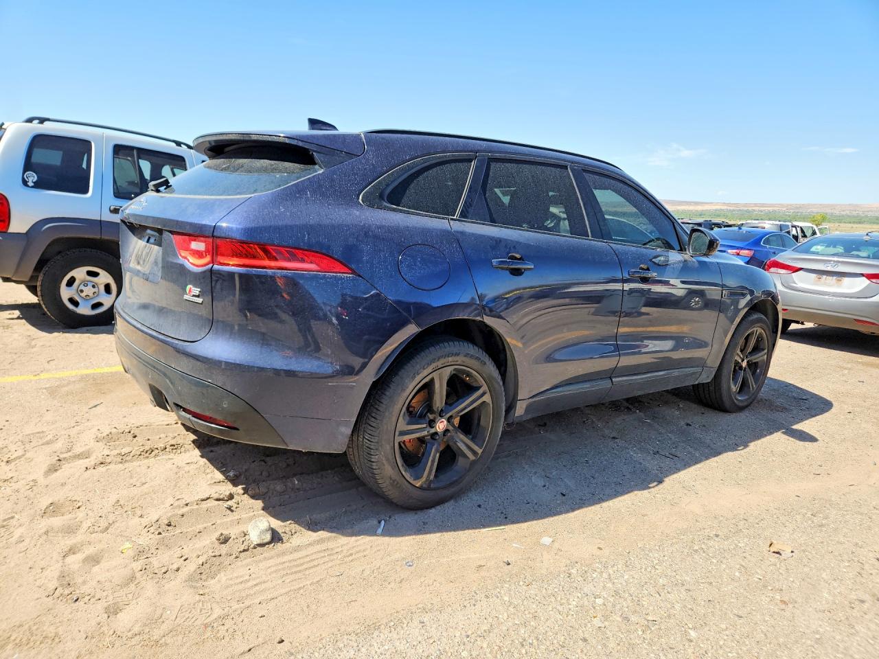 2017 Jaguar F-pace S Blue vin: SADCM2BVXHA075918