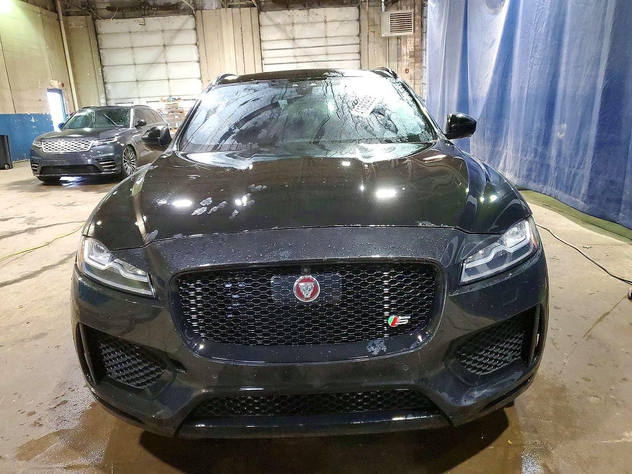 2017 Jaguar F-pace S Black vin: SADCM2BVXHA088233