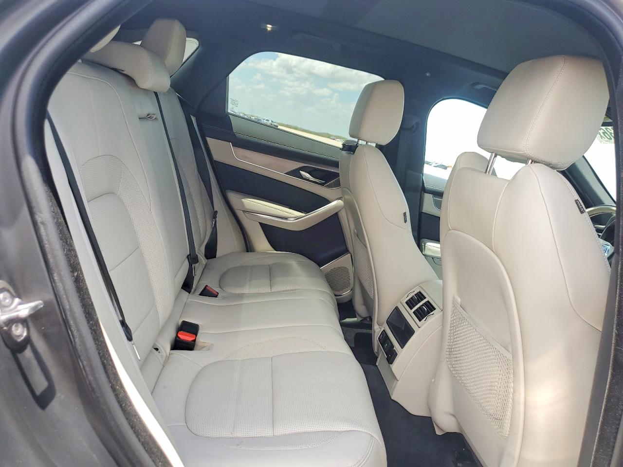 2025 Jaguar F-pace R-dynamic S Серый vin: SADCT2EXXSA743465