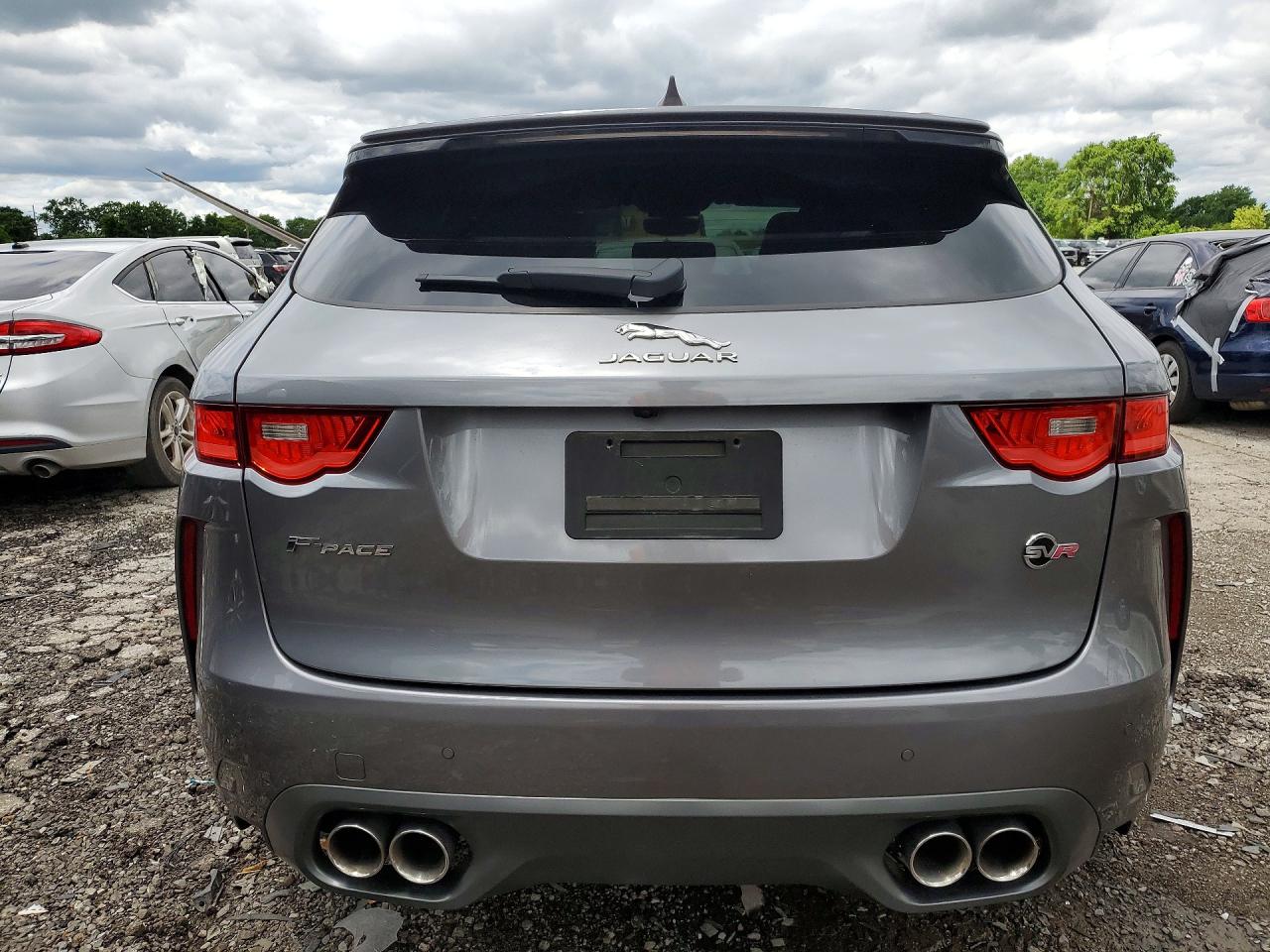2020 Jaguar F-pace Svr Gray vin: SADCZ2EE4LA639908