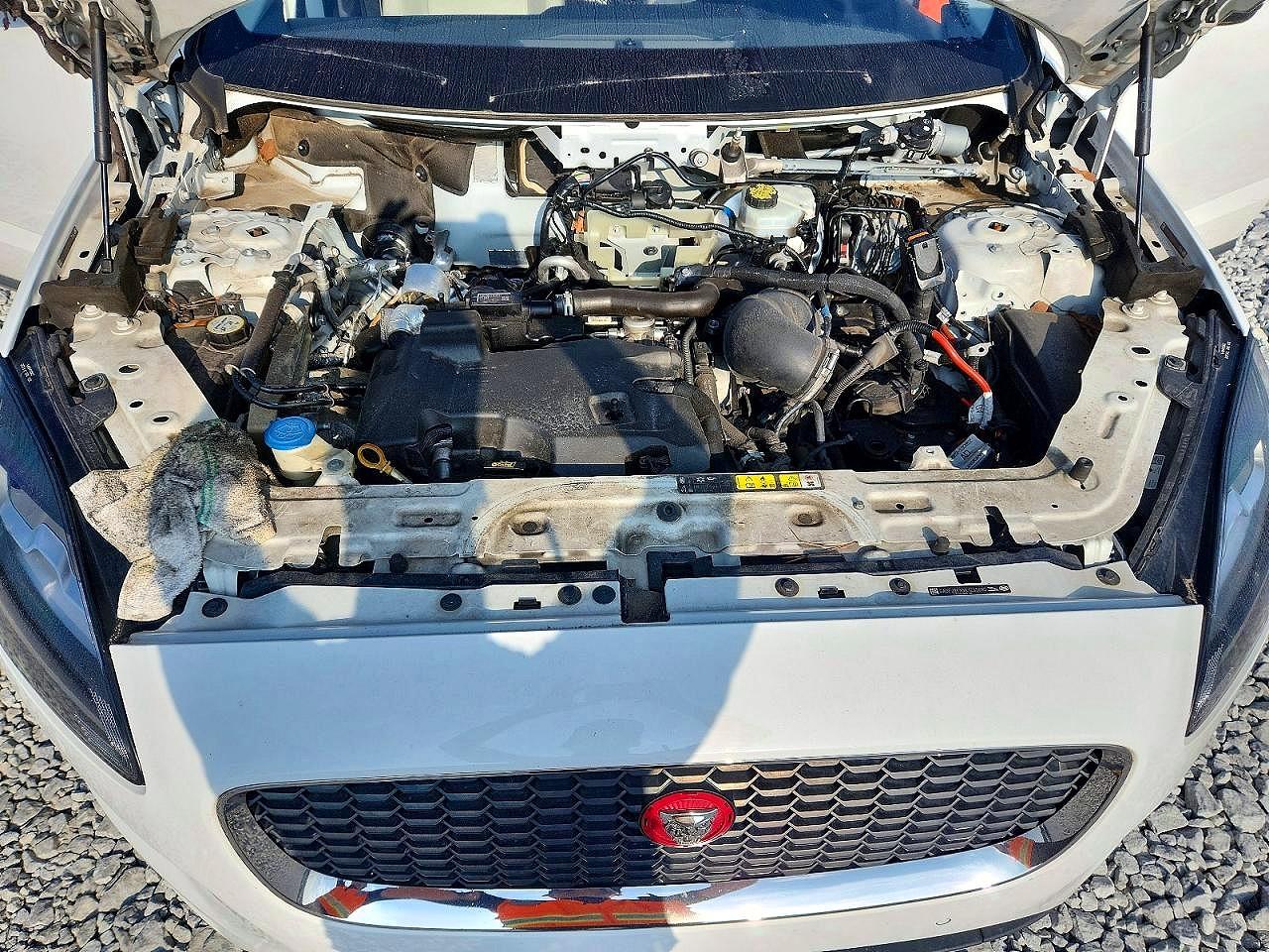2019 Jaguar E-pace S White vin: SADFJ2FX8K1Z35095