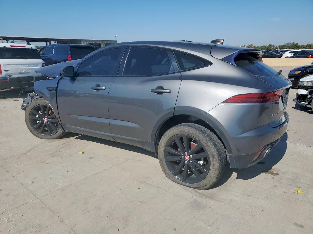 2020 Jaguar E-pace Se Gray vin: SADFP2FX1L1014322
