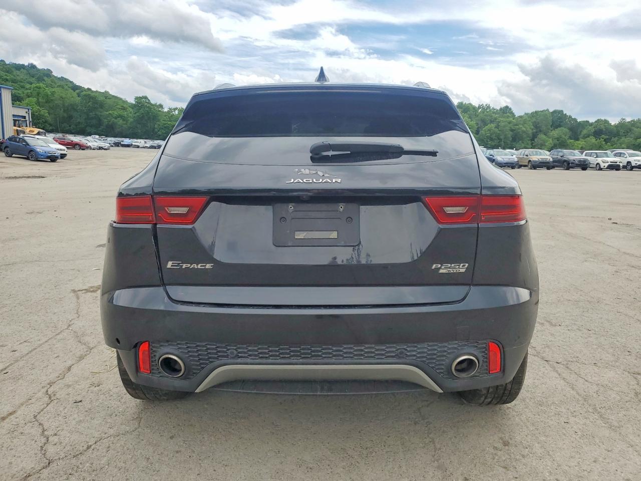 2020 Jaguar E-pace Se Black vin: SADFP2FXXL1Z83651