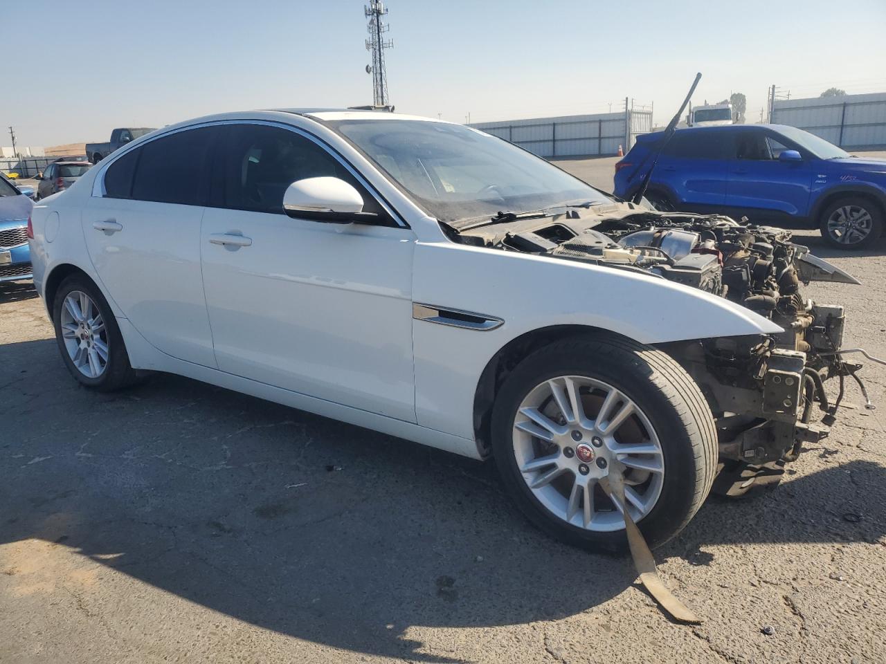 2018 Jaguar Xe Premium White vin: SAJAD4FN8JCP33370