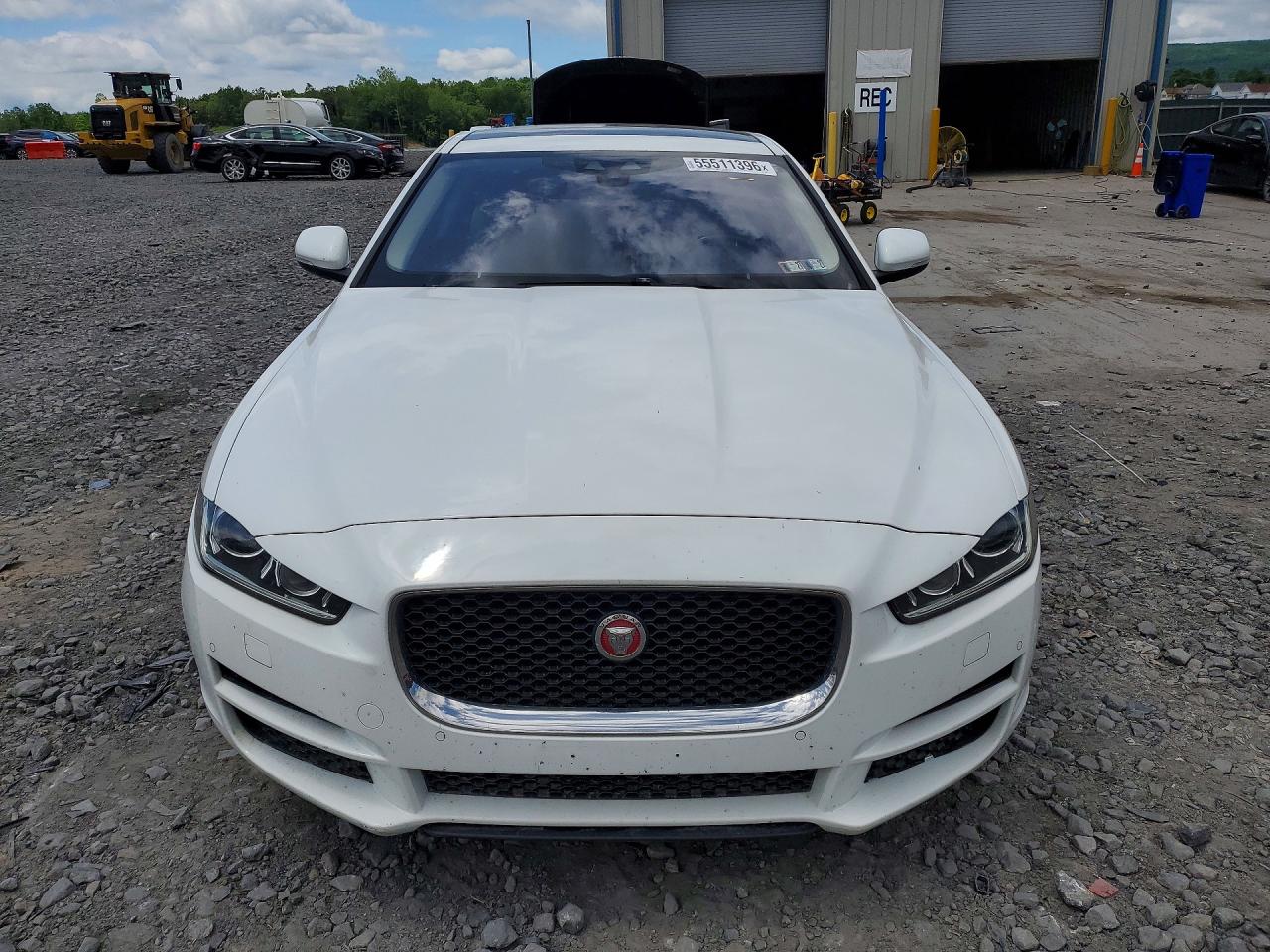 2017 Jaguar Xe Prestige White vin: SAJAE4BG0HA965391