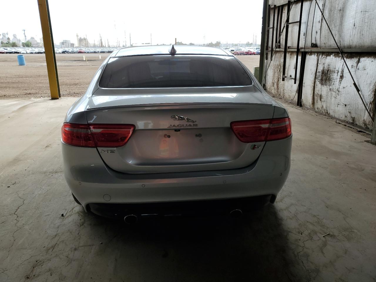 2018 Jaguar Xe S Серебряный vin: SAJAG4FV5JCP18607