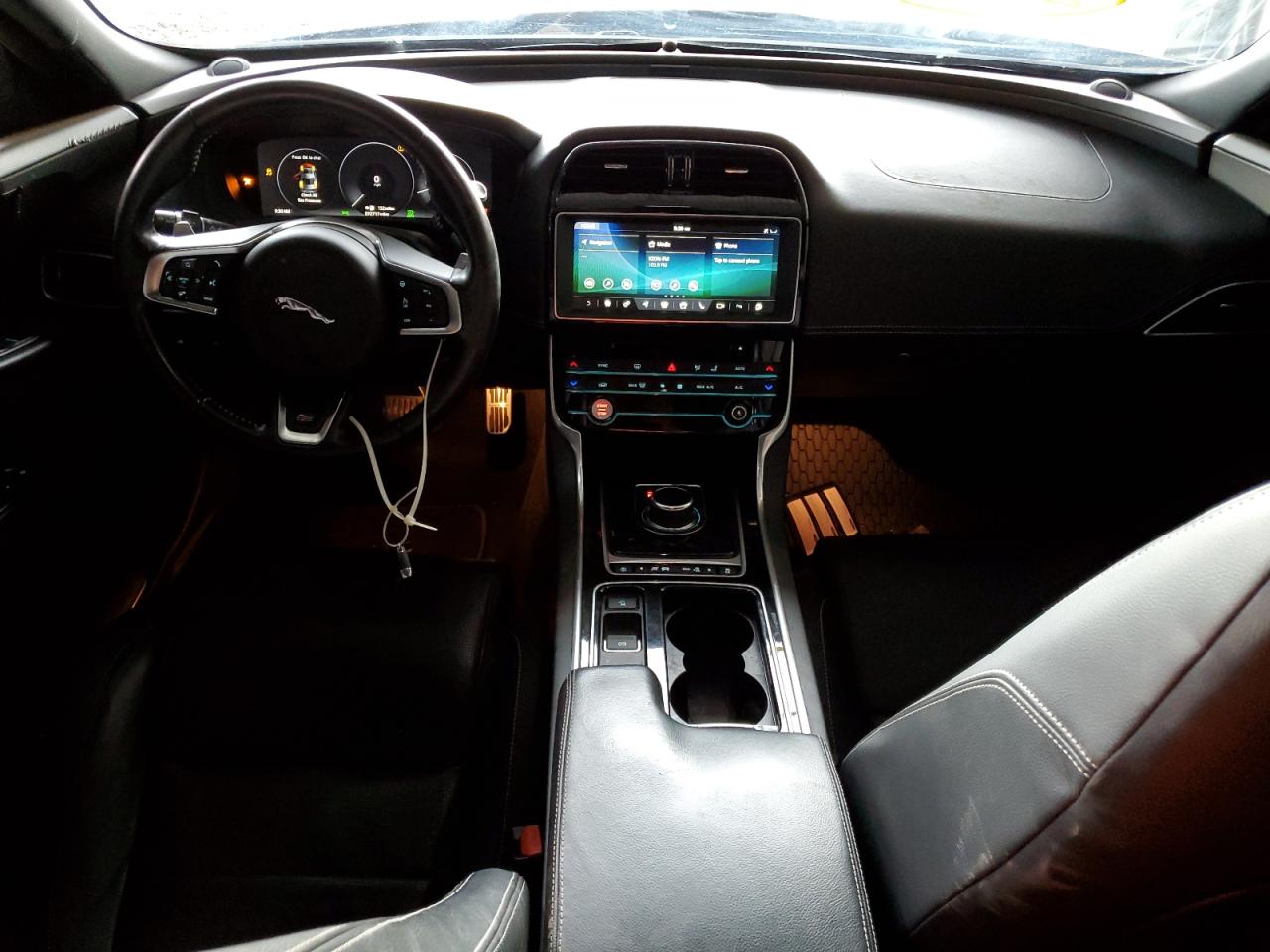 2018 Jaguar Xe S Серебряный vin: SAJAG4FV5JCP18607