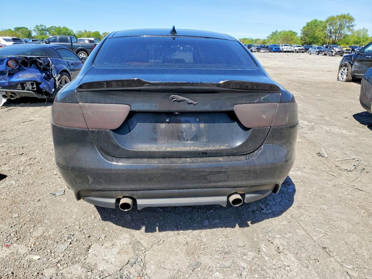 2017 Jaguar Xe Premium Black vin: SAJAJ4BV0HA970150