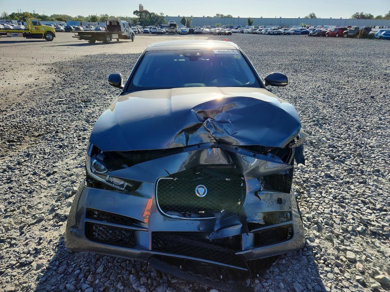 2019 Jaguar Xe Premium Gray vin: SAJAJ4FX9KCP46768