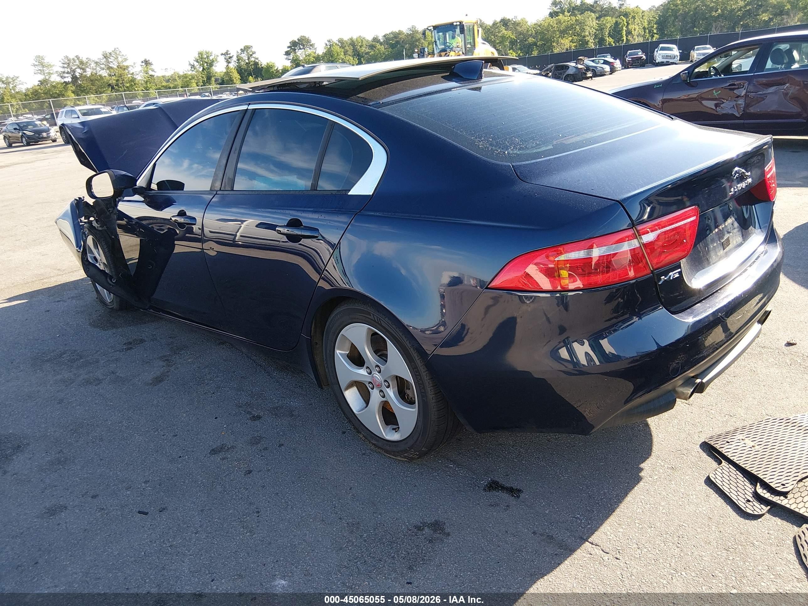 2017 Jaguar Xe 25t Синий vin: SAJAR4BG6HA951287
