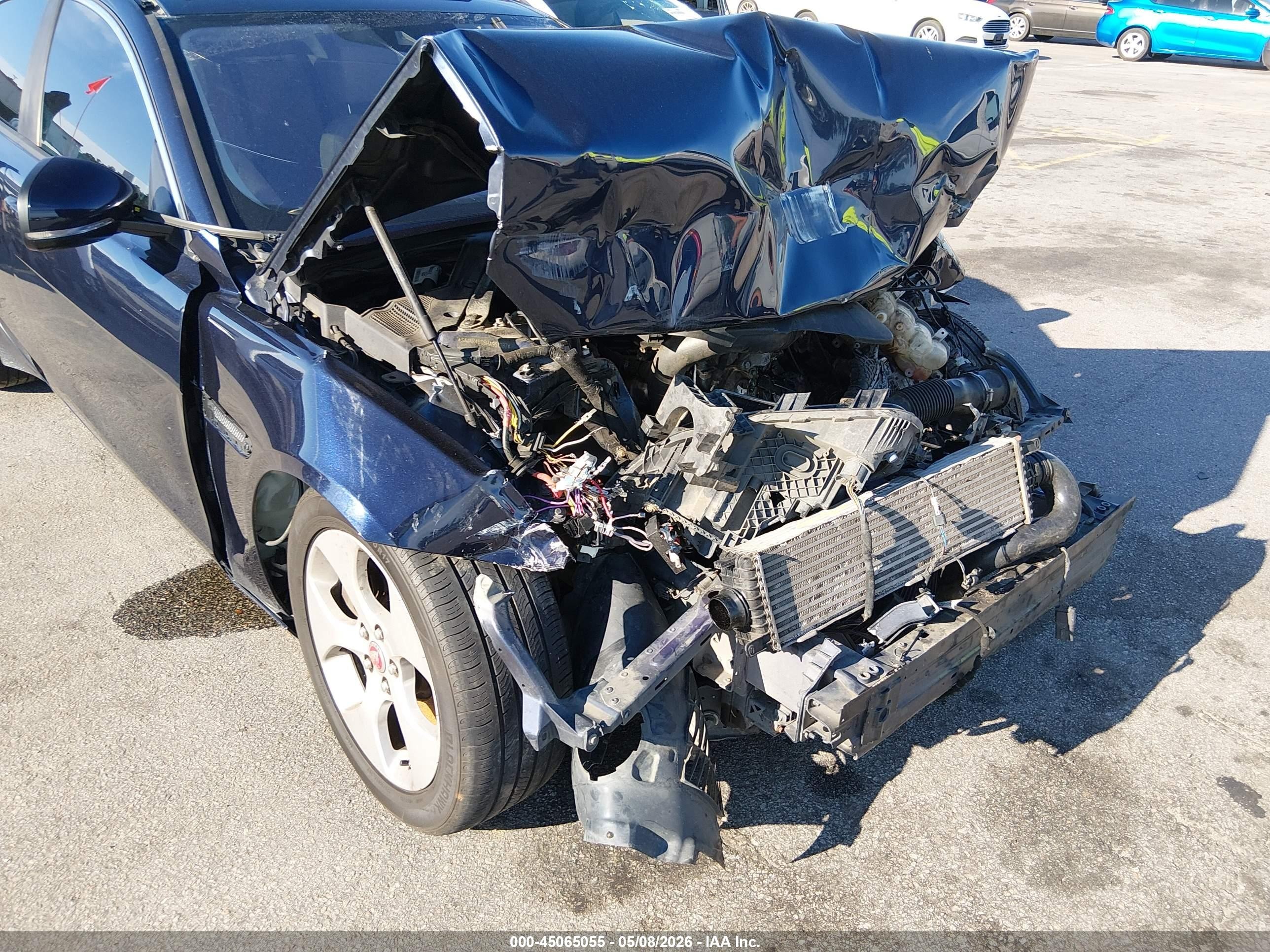 2017 Jaguar Xe 25t Синий vin: SAJAR4BG6HA951287