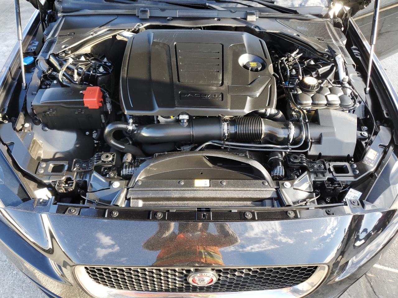 2018 Jaguar Xe Black vin: SAJAR4FX6JCP33788