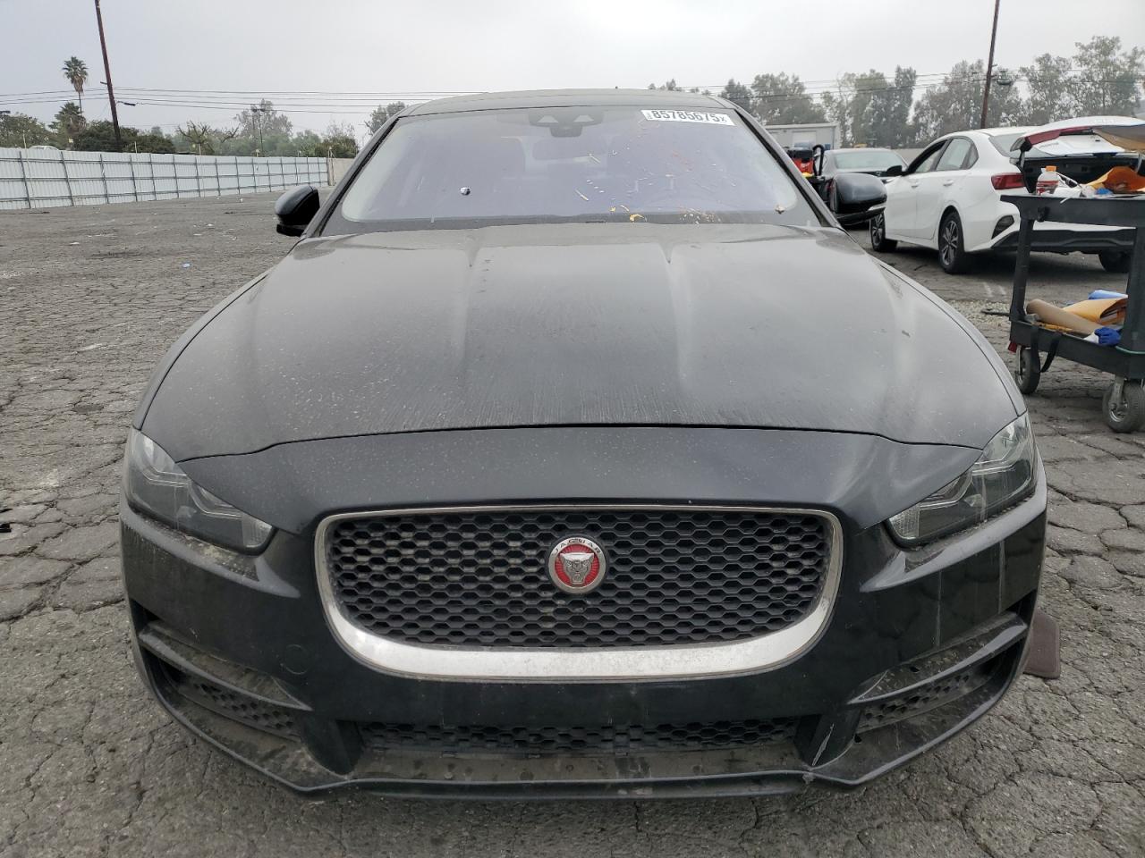 2018 Jaguar Xe Black vin: SAJAR4FX7JCP37106