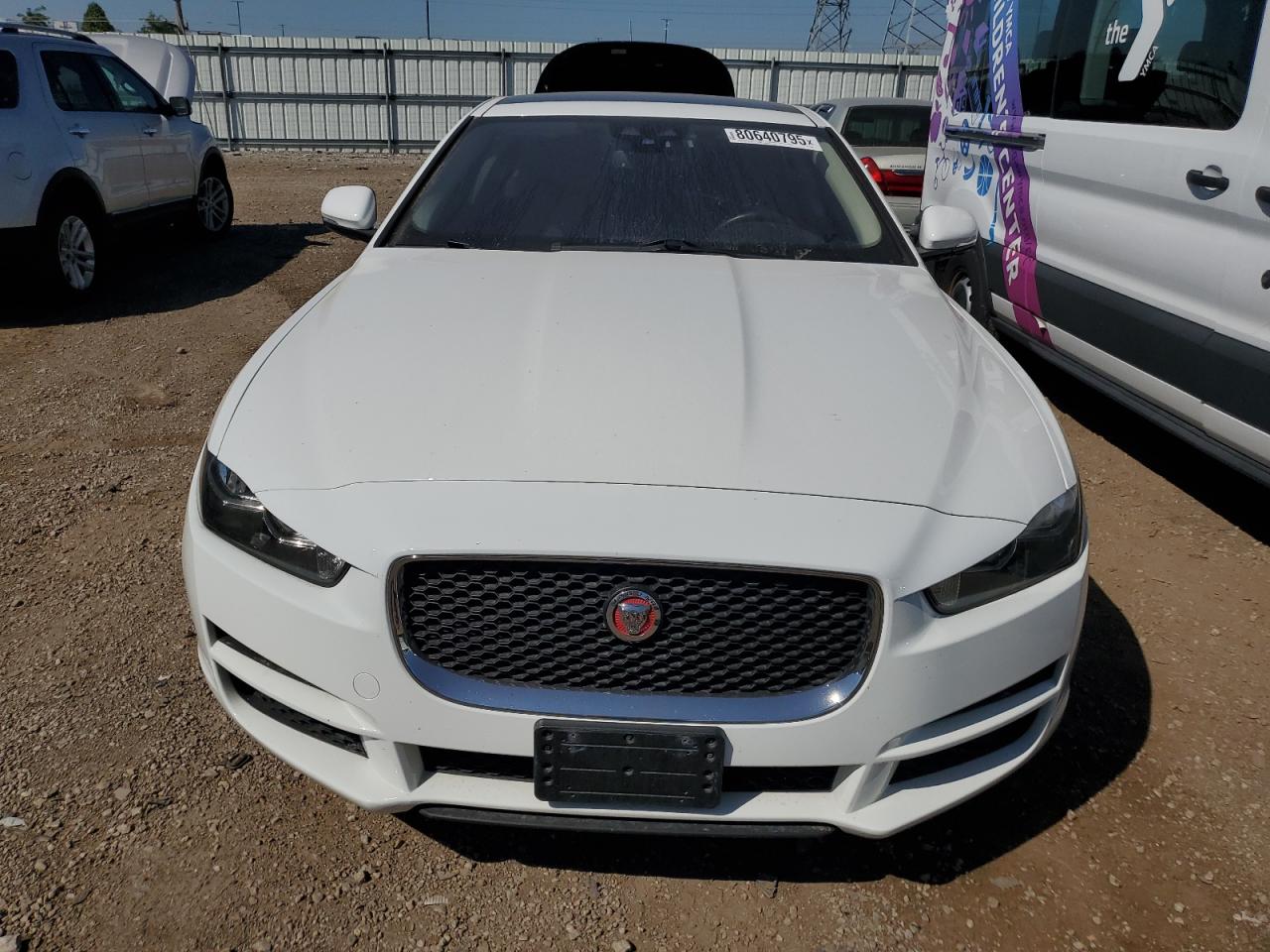 2018 Jaguar Xe White vin: SAJAS4FX5JCP19501