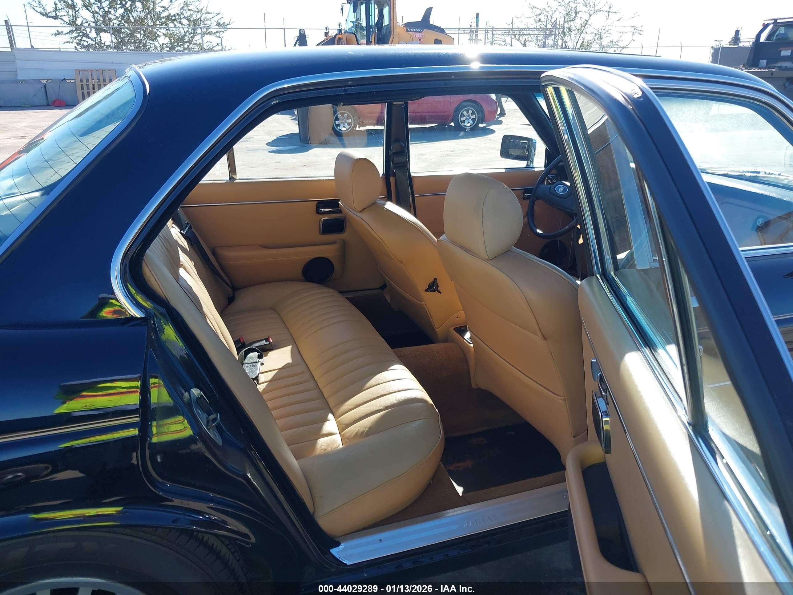 1984 Jaguar Xj6   Black vin: SAJAV1340EC370804