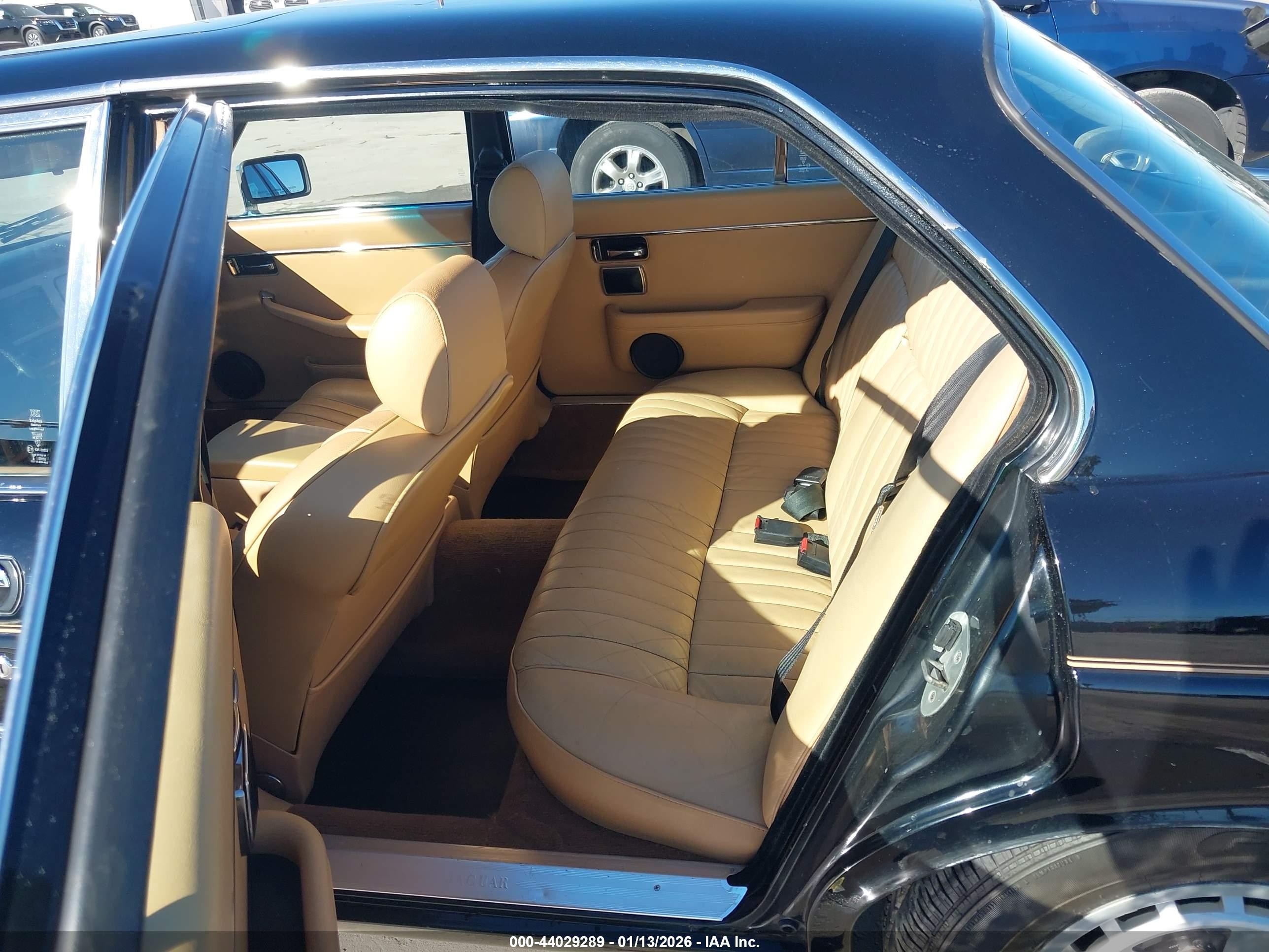 1984 Jaguar Xj6   Black vin: SAJAV1340EC370804