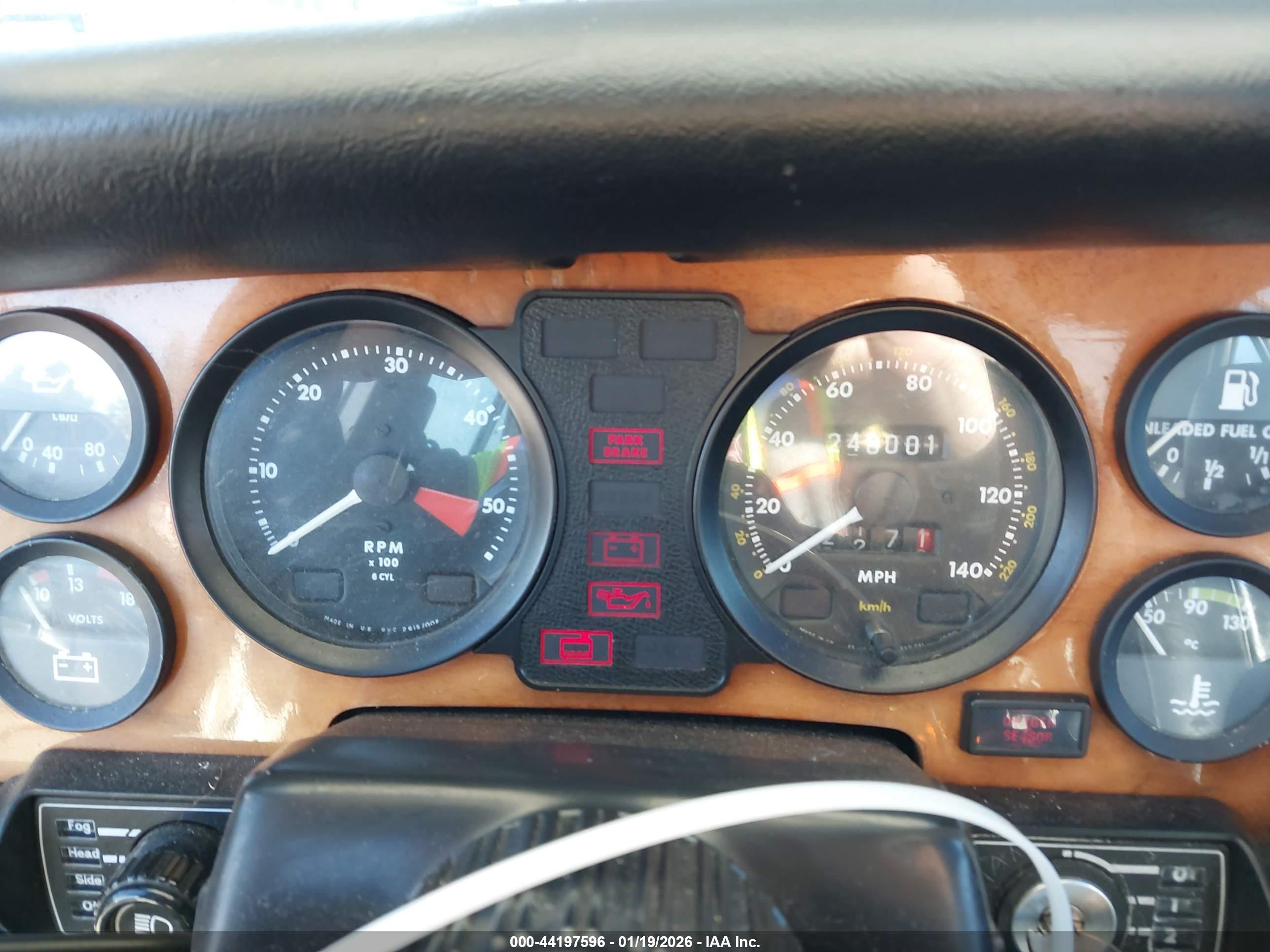 1985 Jaguar Xj6   Белый vin: SAJAV1340FC398667