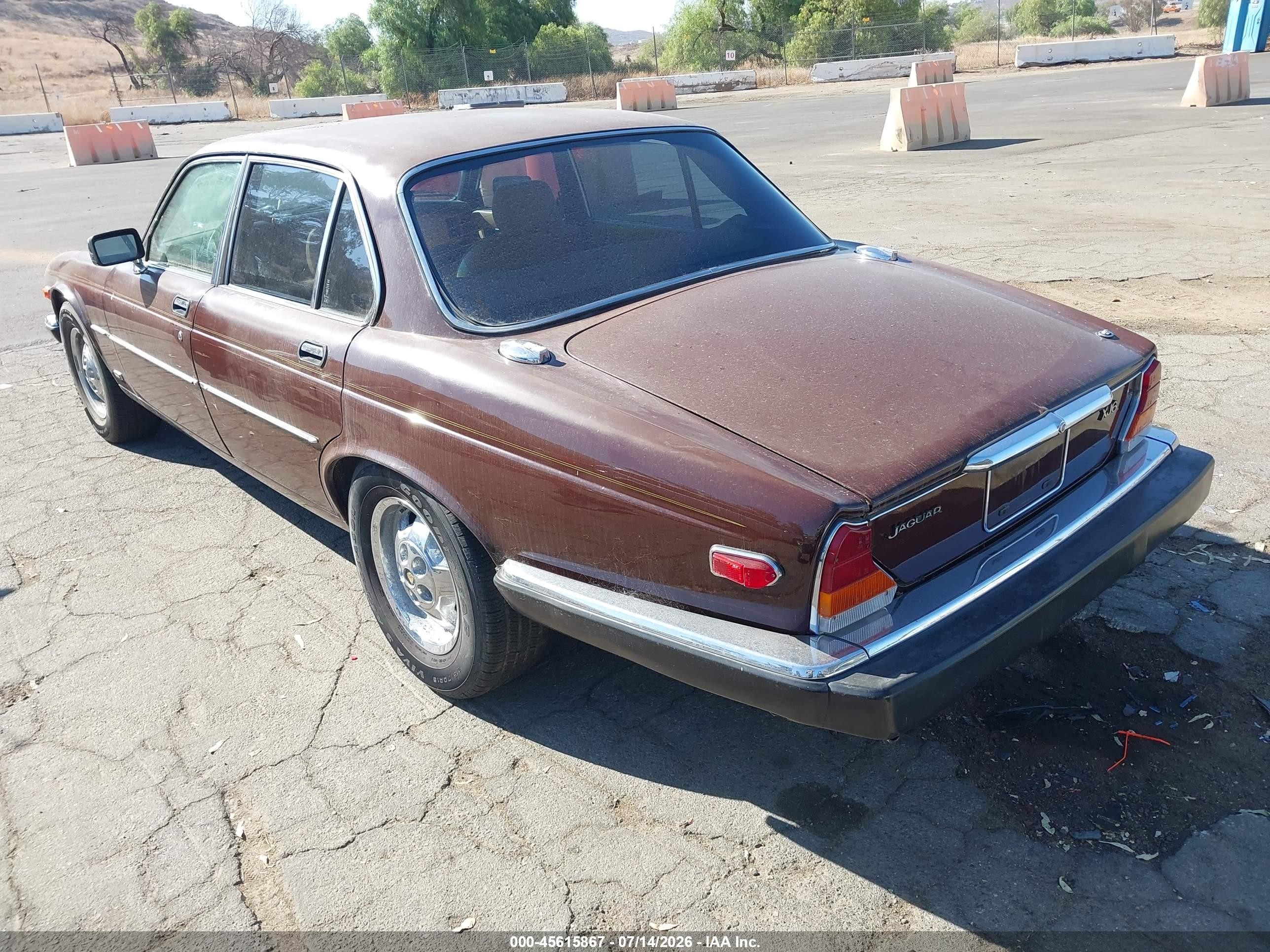 1984 Jaguar Xj6   Brown vin: SAJAV1342EC389788