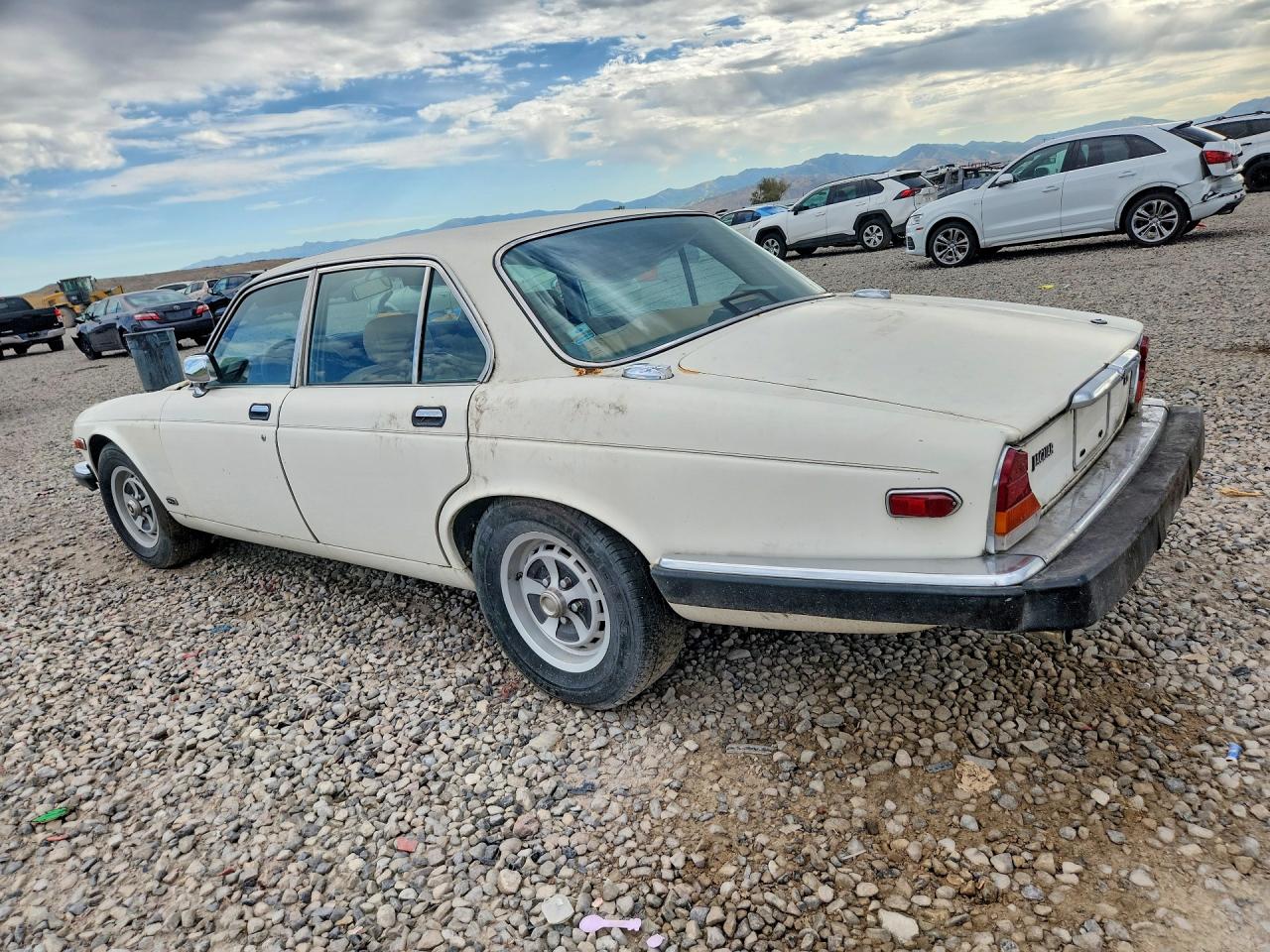 1986 Jaguar Xj6 White vin: SAJAV1343GC436880