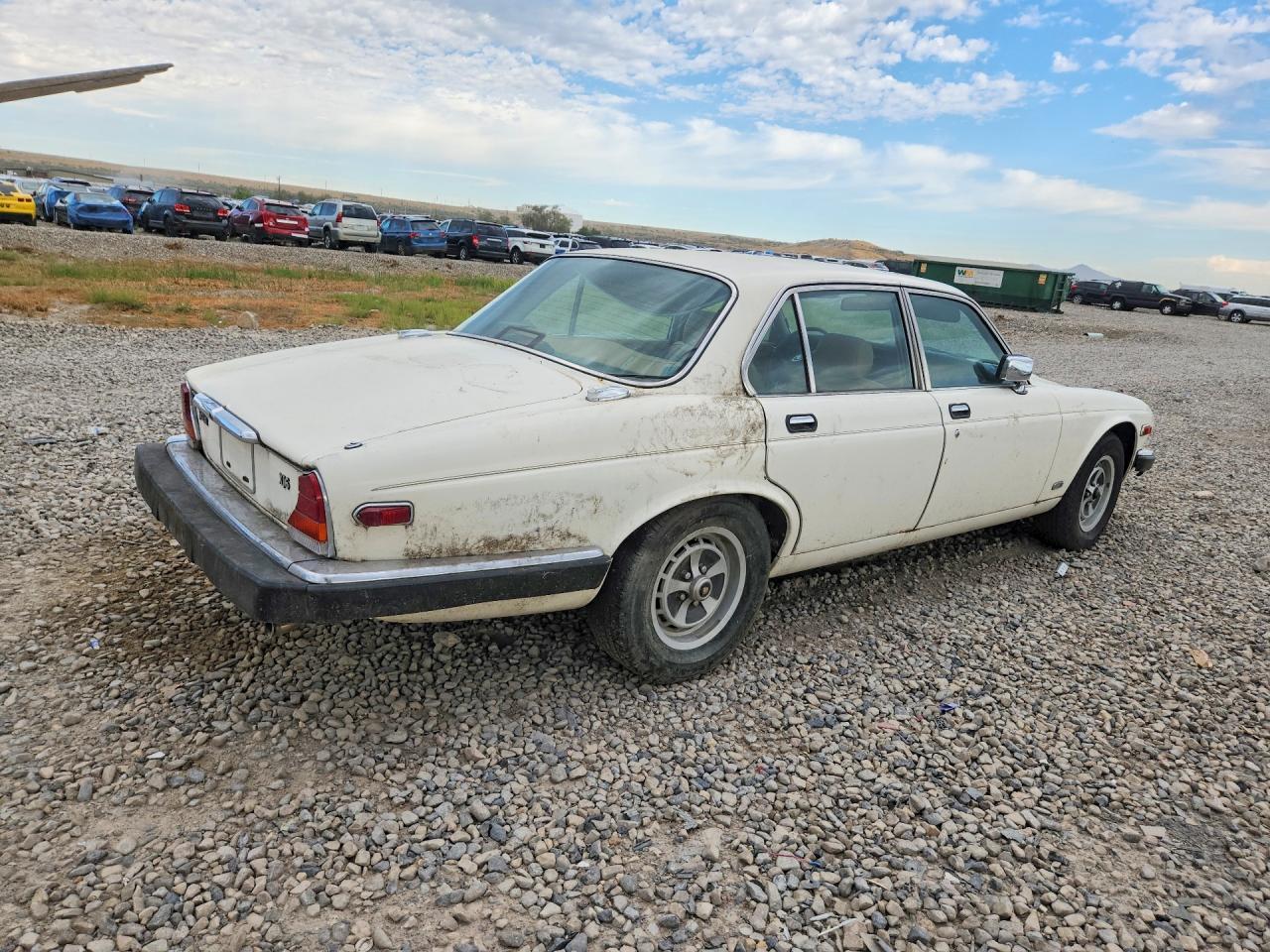 1986 Jaguar Xj6 White vin: SAJAV1343GC436880