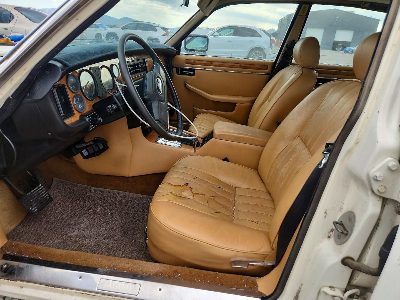 1986 Jaguar Xj6 White vin: SAJAV1343GC436880