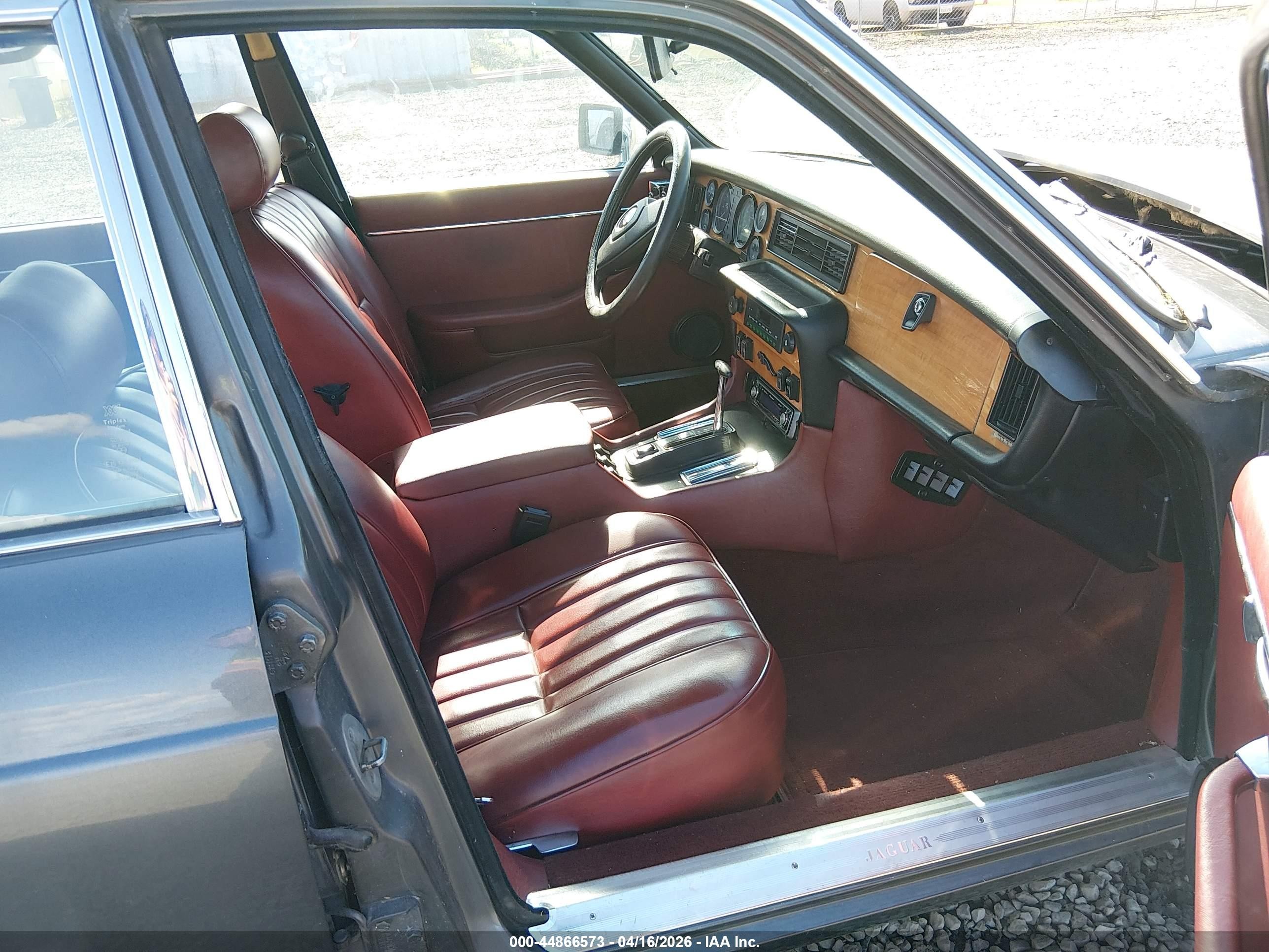 1985 Jaguar Xj6   Gray vin: SAJAV1347FC414251