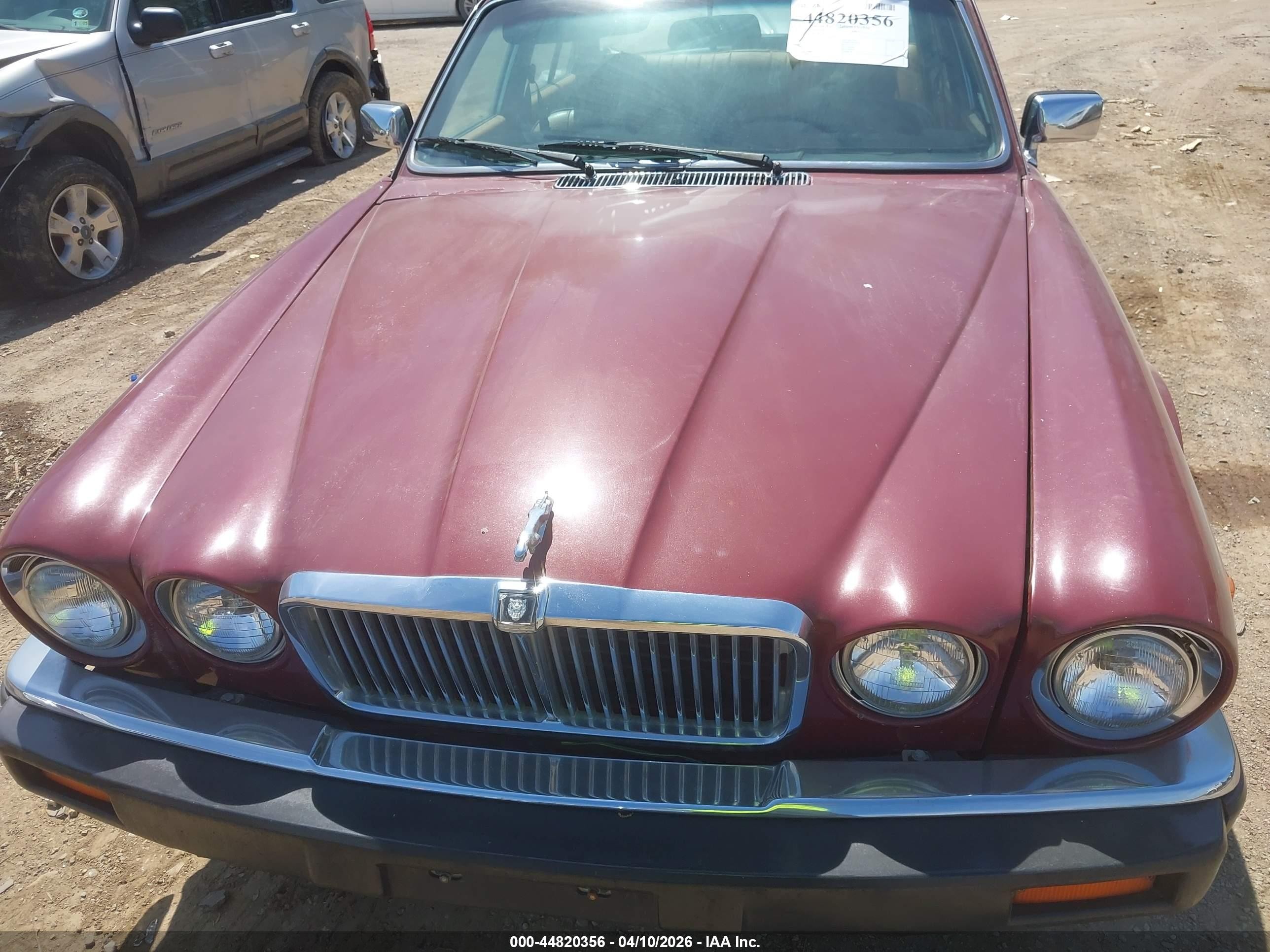 1985 Jaguar Xj6   Maroon vin: SAJAV1348FC393121