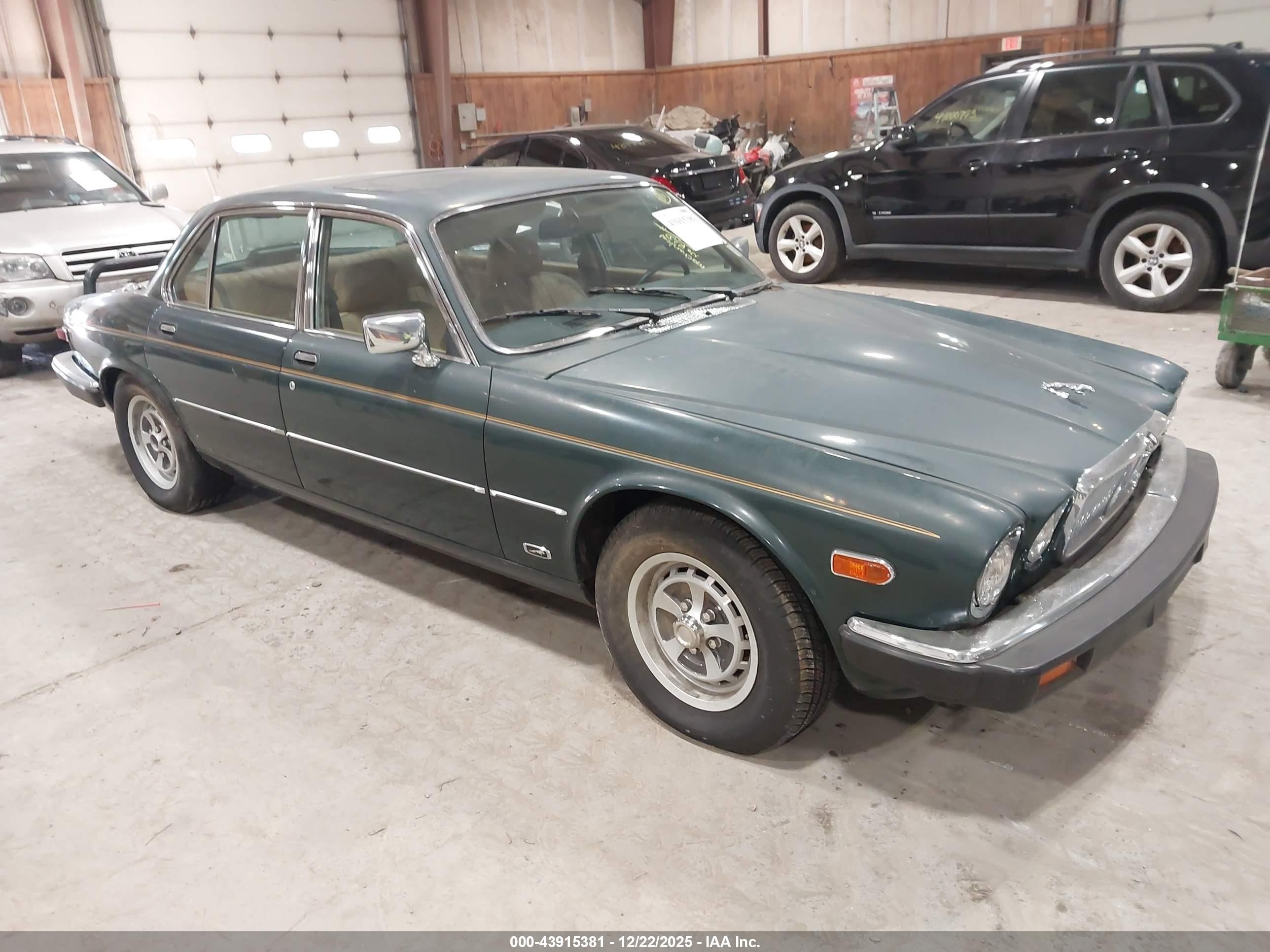 1986 Jaguar Xj6   Green vin: SAJAV1348GC459734