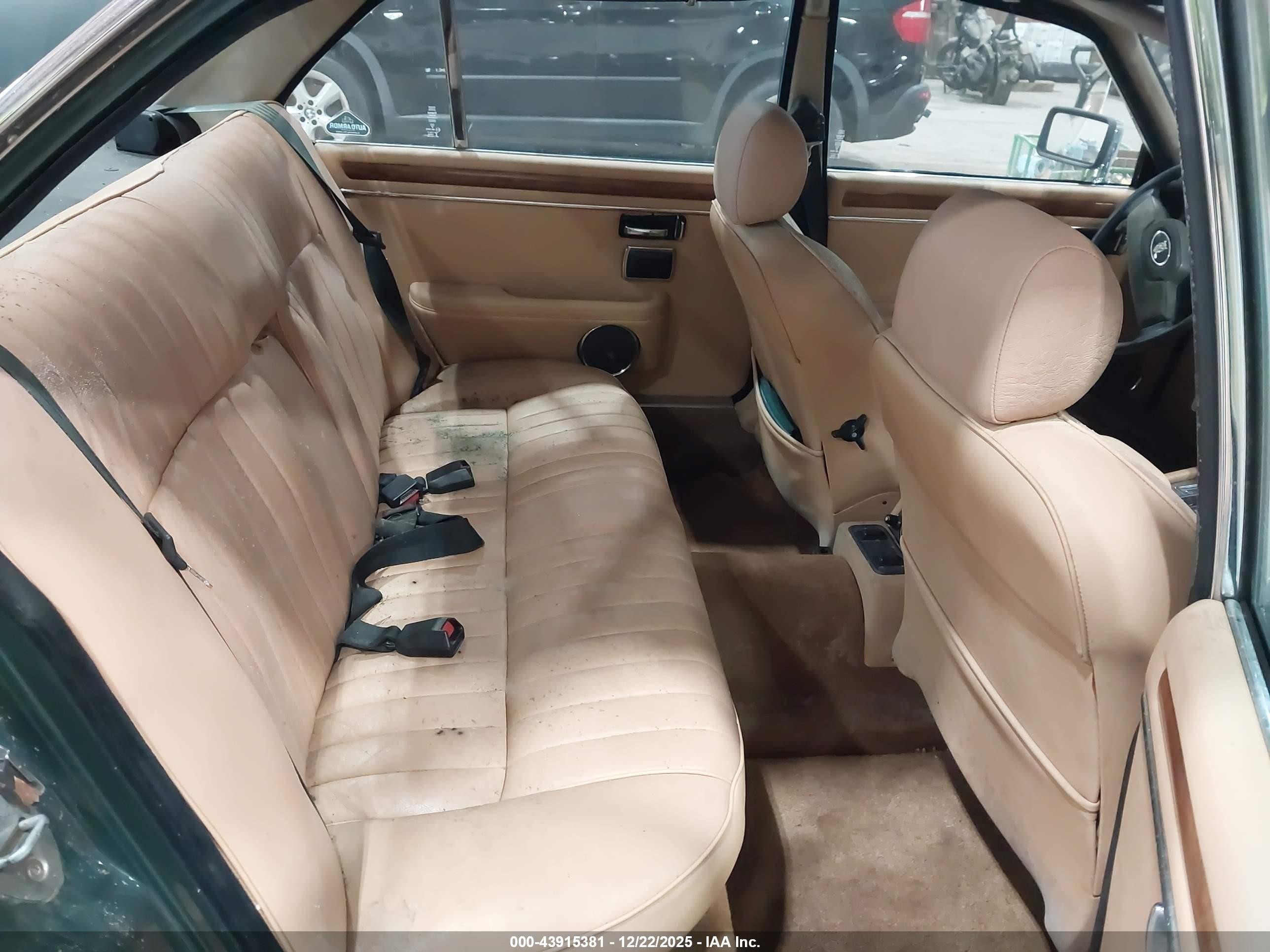 1986 Jaguar Xj6   Green vin: SAJAV1348GC459734