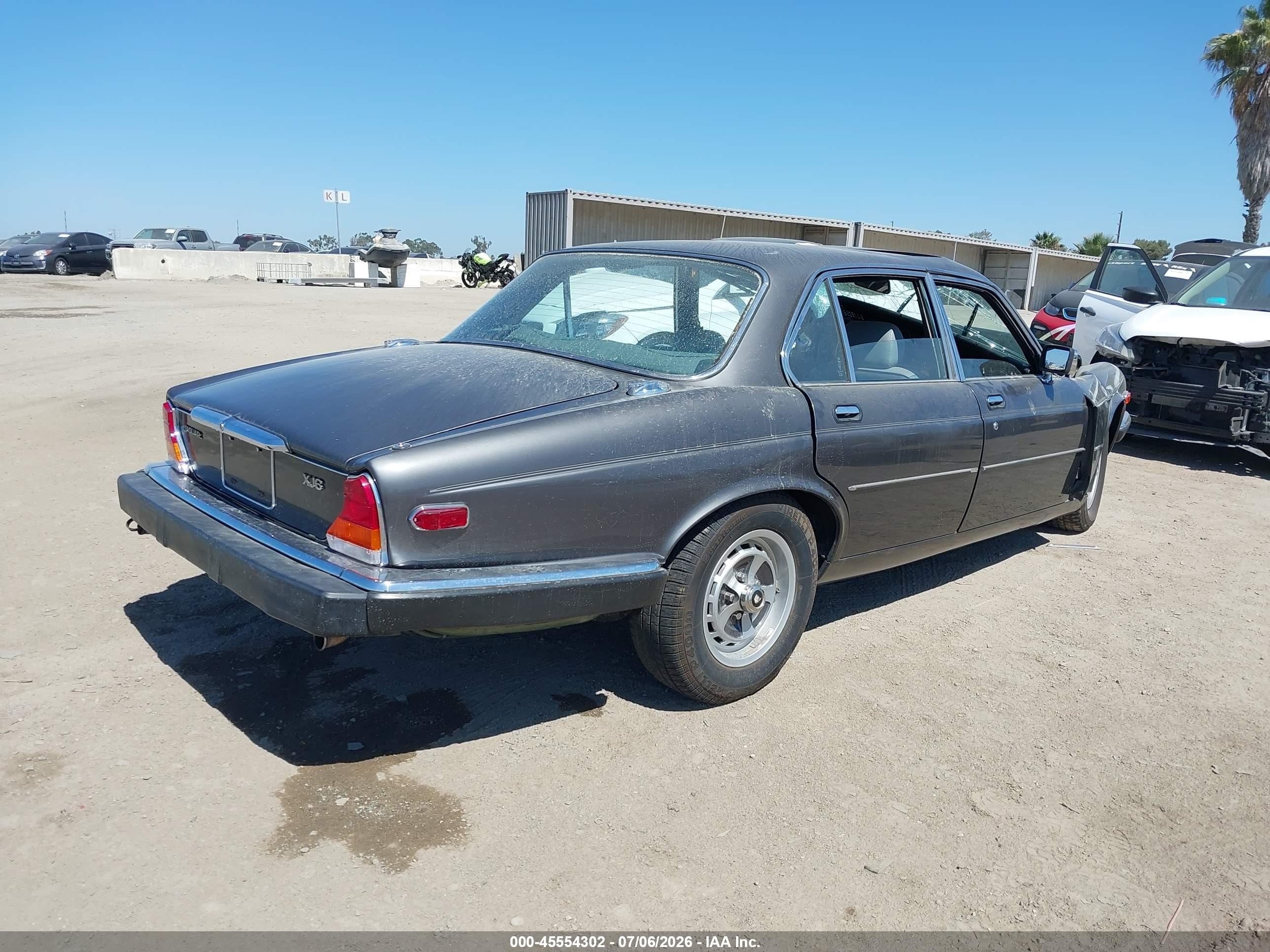 1985 Jaguar Xj6   Gray vin: SAJAV1349FC429690