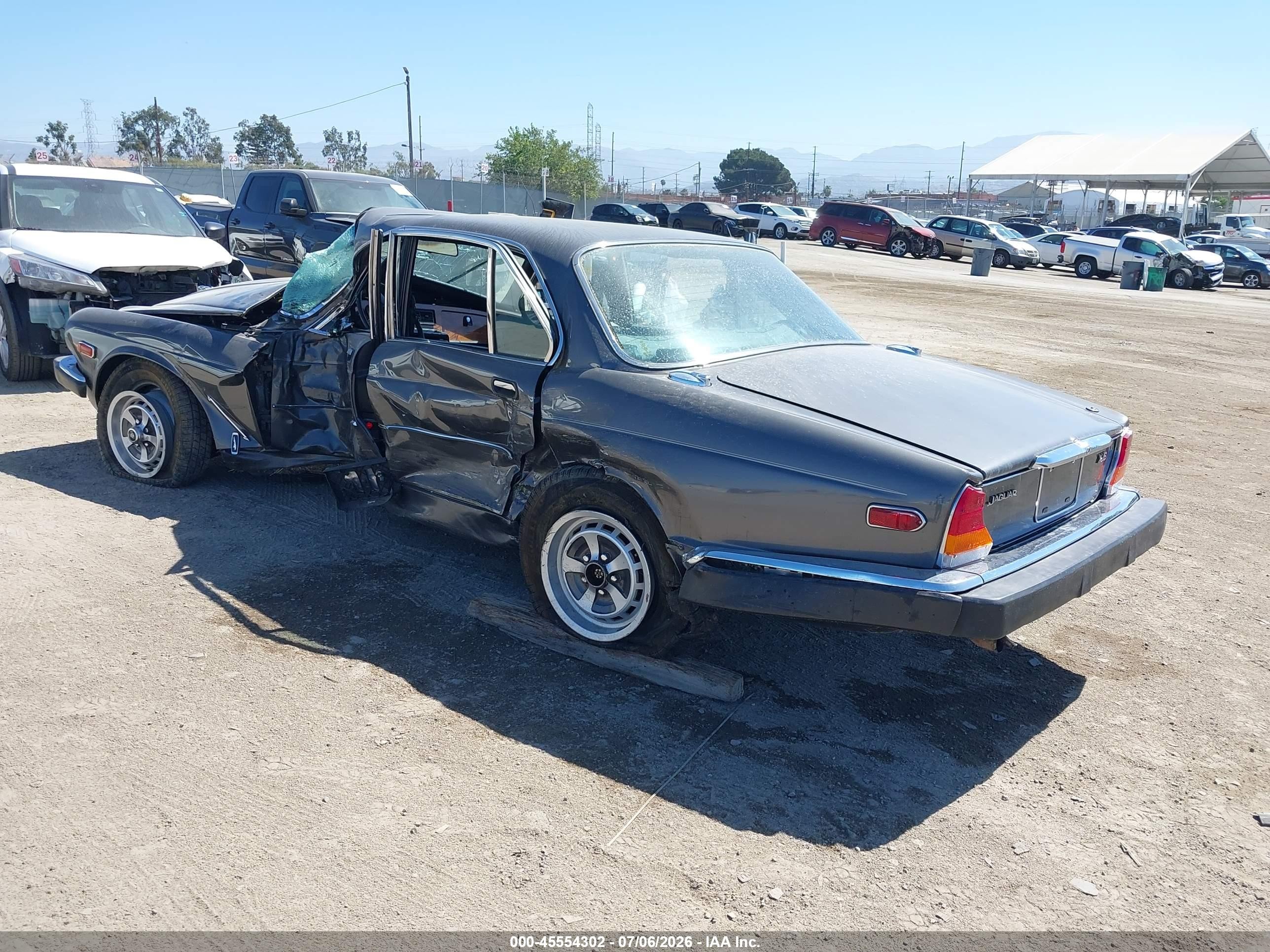 1985 Jaguar Xj6   Gray vin: SAJAV1349FC429690