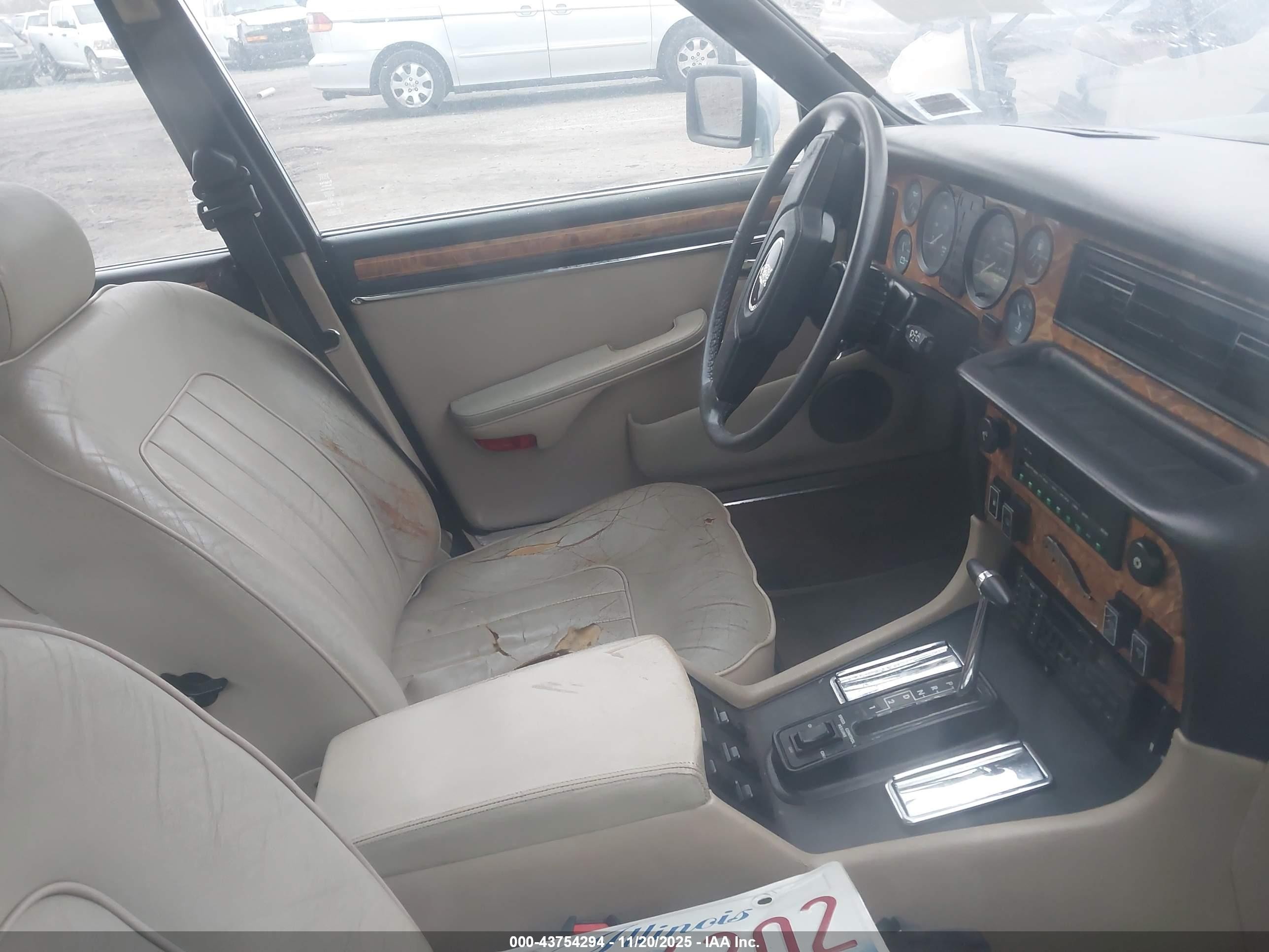 1985 Jaguar Xj6 Vanden Plas Green vin: SAJAY1346FC391682