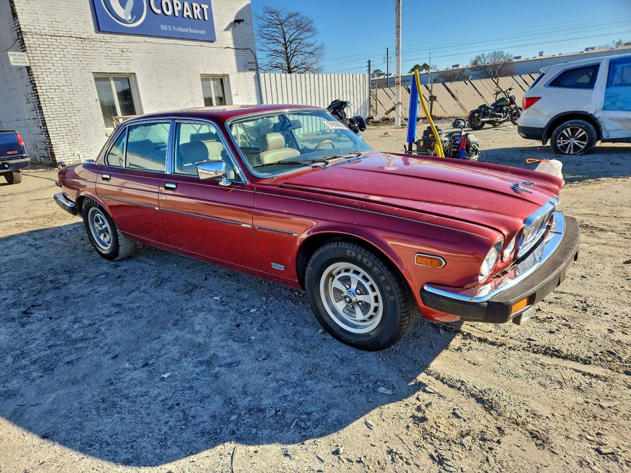 1986 Jaguar Xj6 Vanden Plas Maroon vin: SAJAY1346GC450151