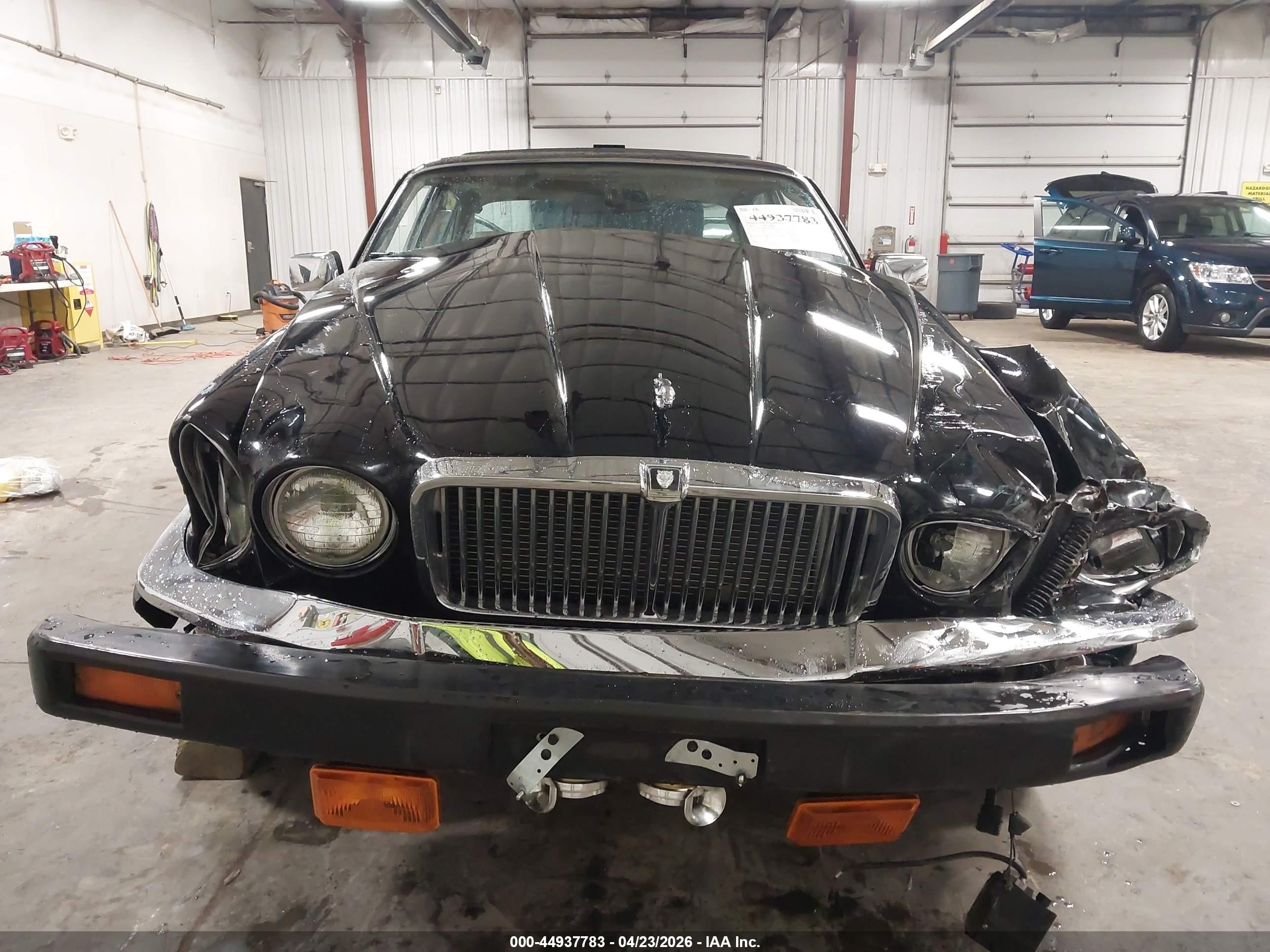 1986 Jaguar Xj6 Vanden Plas Black vin: SAJAY1349GC451293