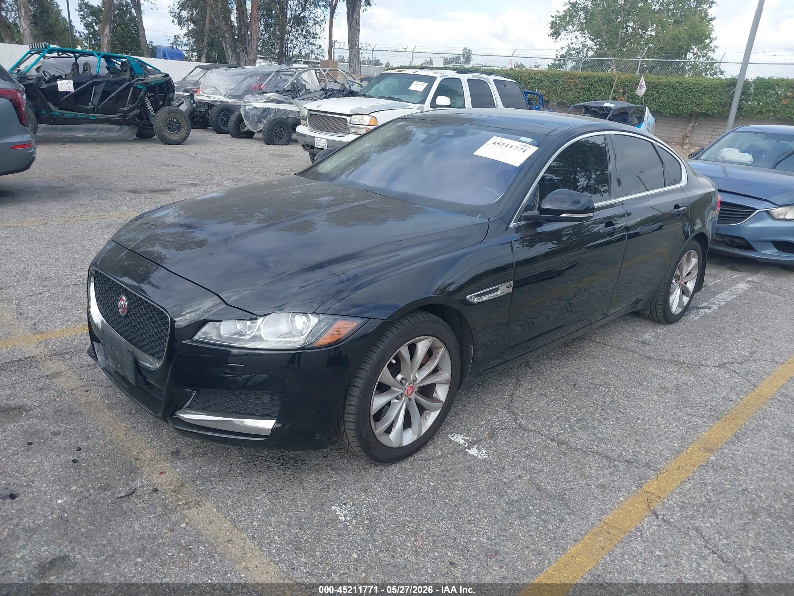 2019 Jaguar Xf 25t Premium Black vin: SAJBJ4FX1KCY79223