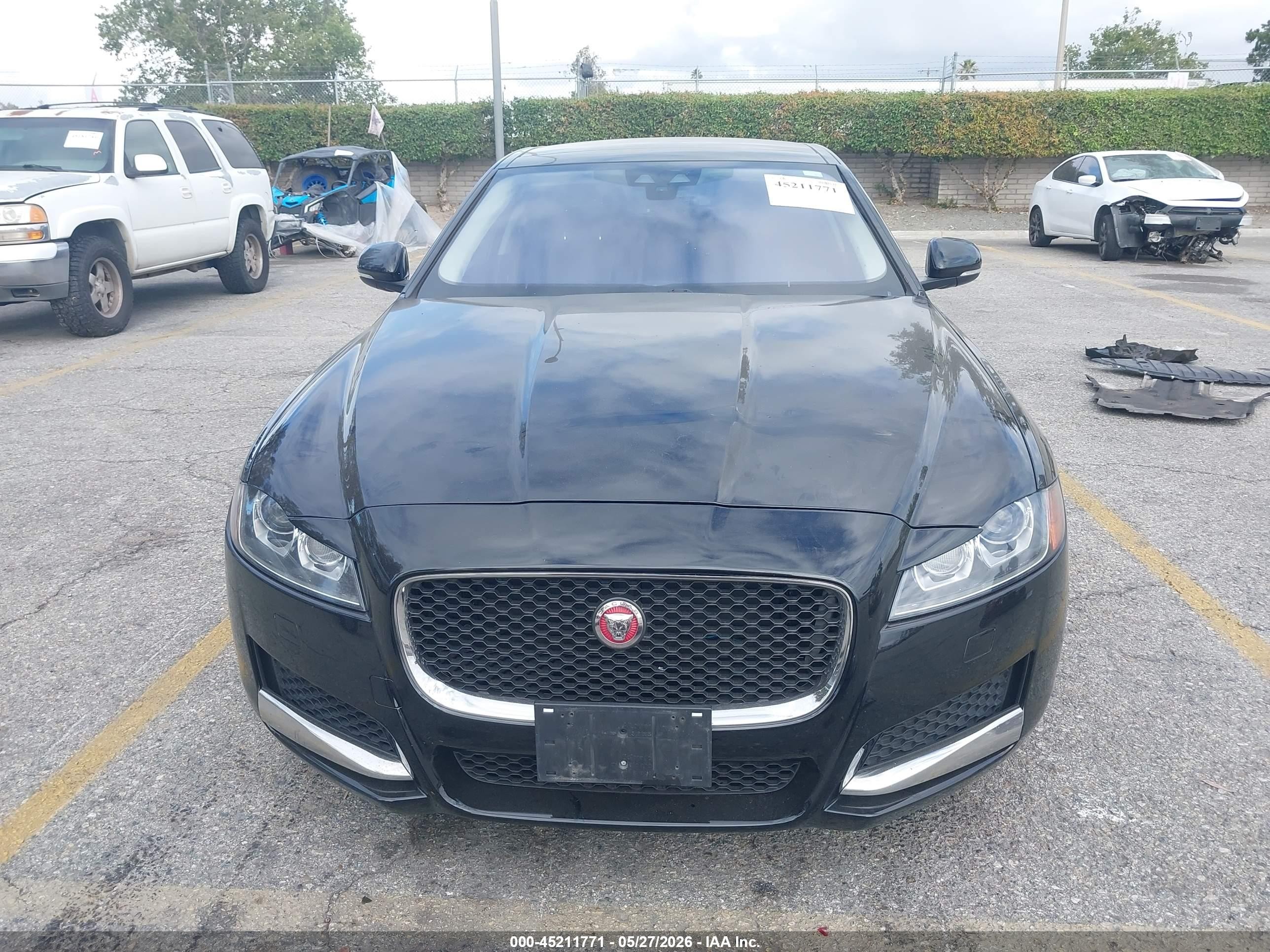 2019 Jaguar Xf 25t Premium Black vin: SAJBJ4FX1KCY79223