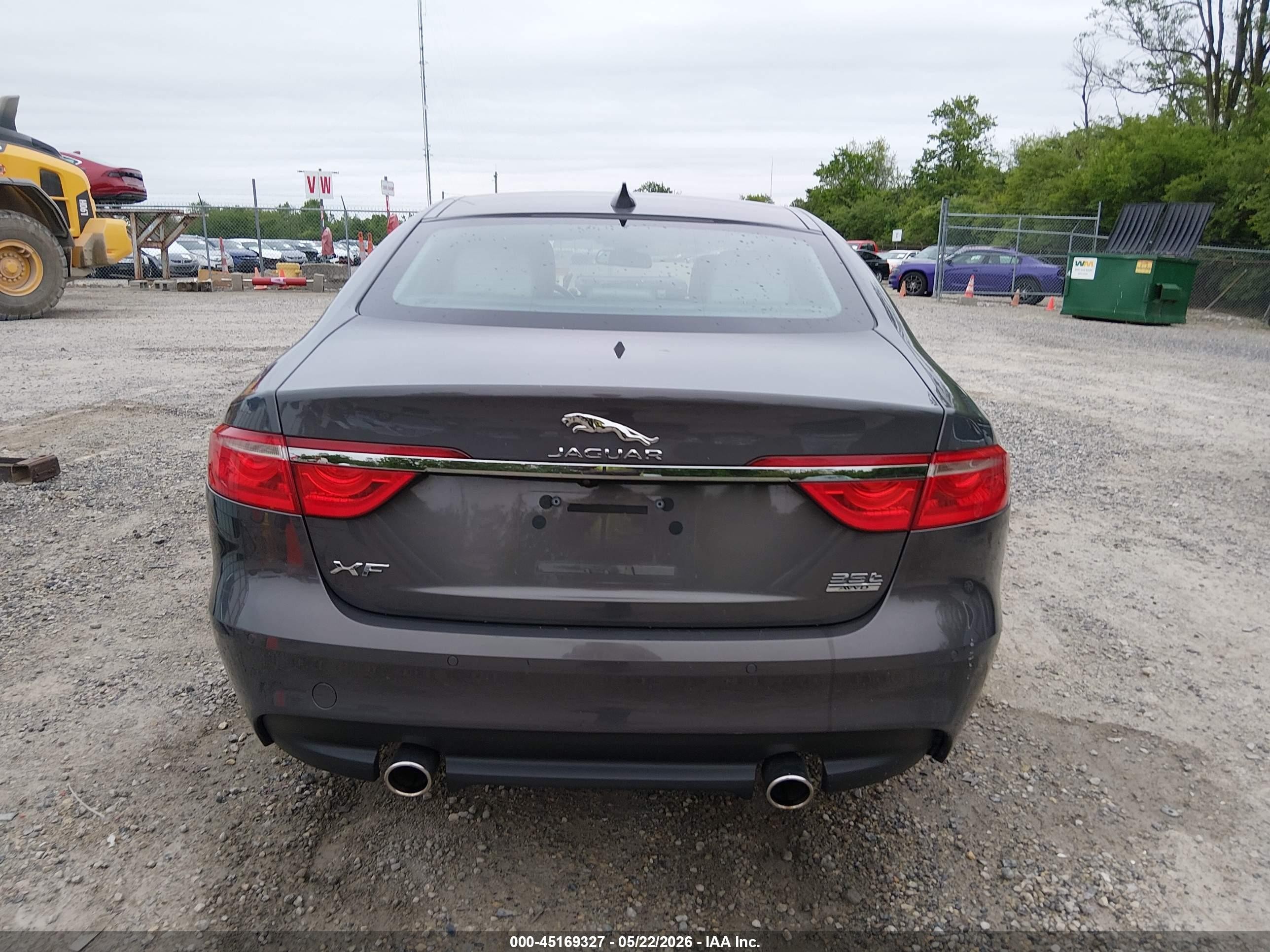 2016 Jaguar Xf 35t Prestige Gray vin: SAJBK4BV7GCY16152