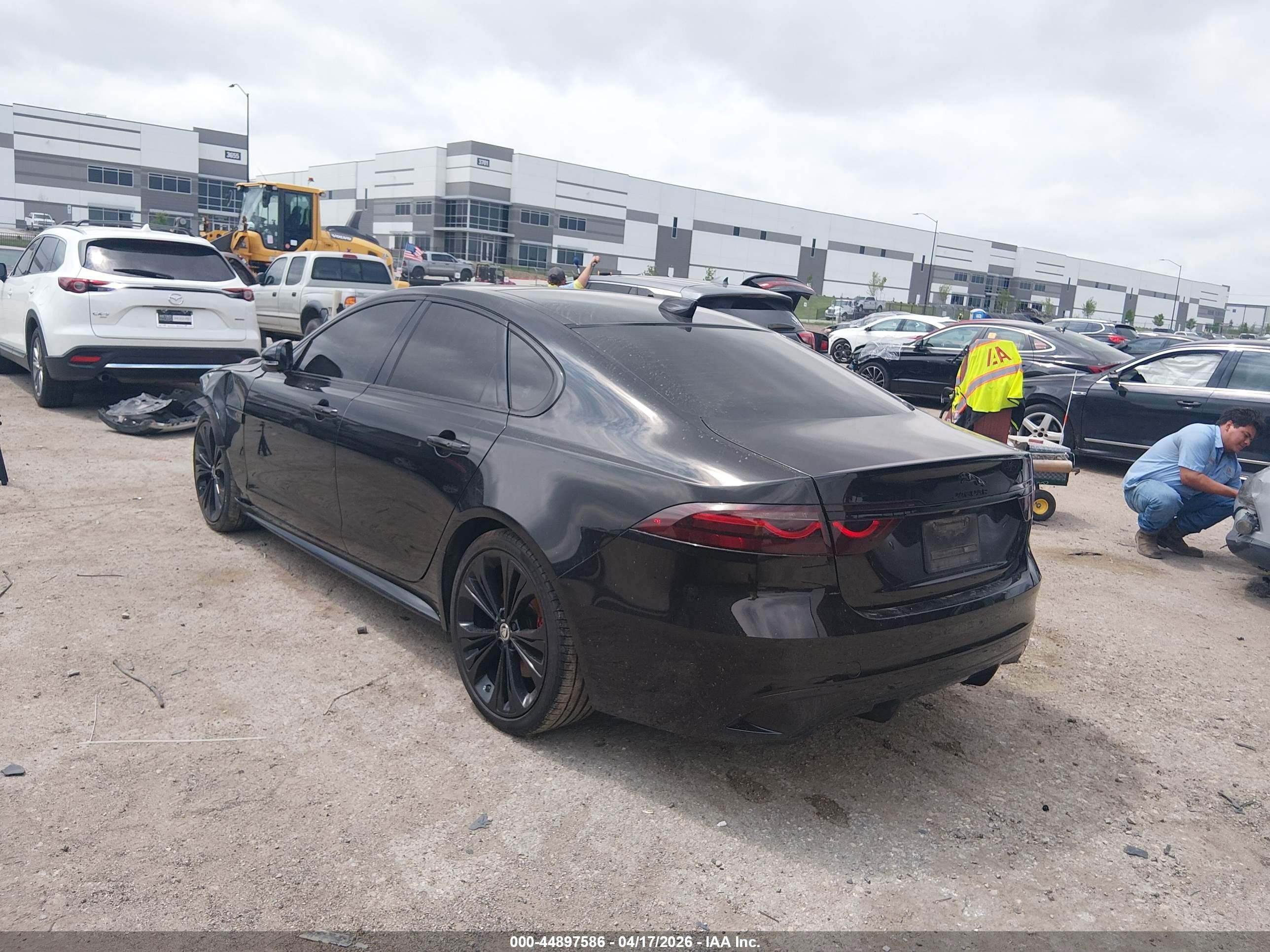 2024 Jaguar Xf R-dynamic Se P250 Awd Automatic Black vin: SAJBL4GXXRCY94192
