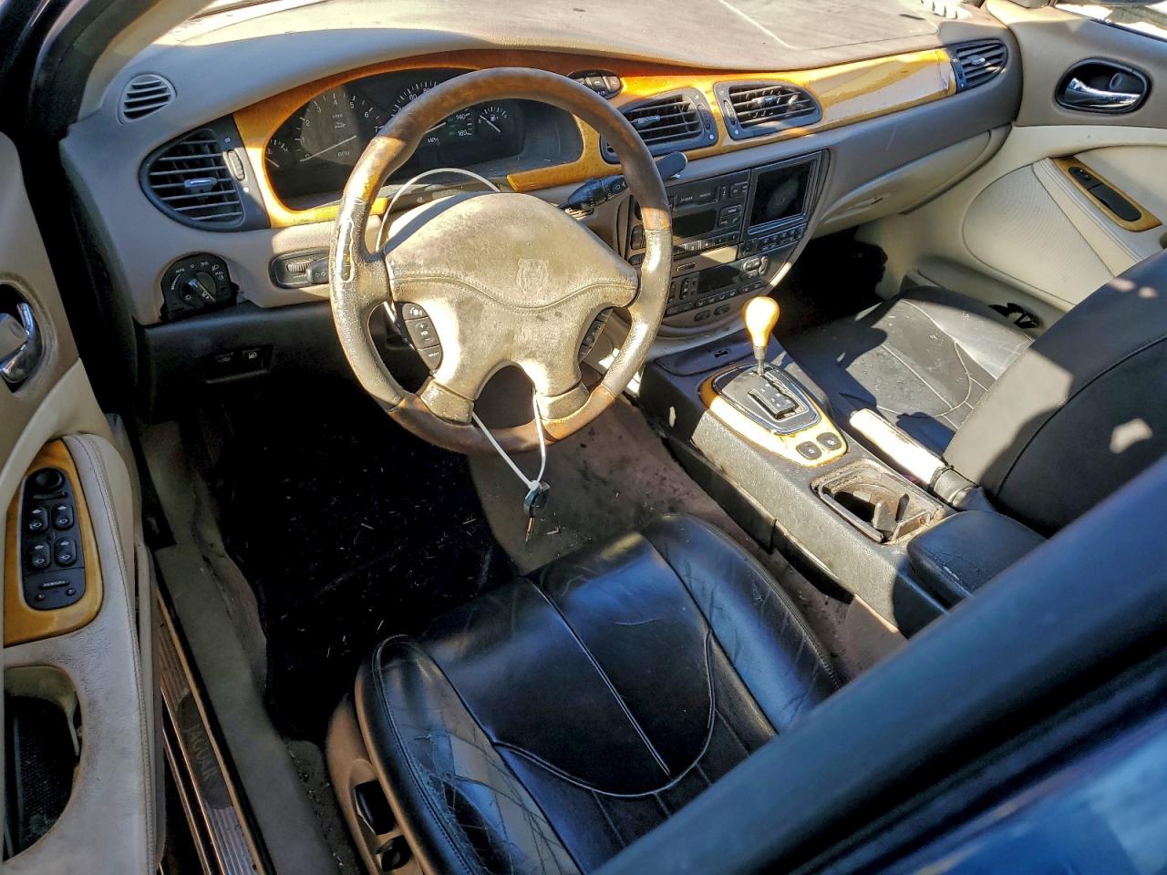 2000 Jaguar S-type Blue vin: SAJDA01C6YFL26659