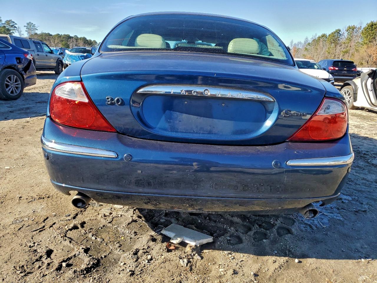 2000 Jaguar S-type Blue vin: SAJDA01C6YFL26659