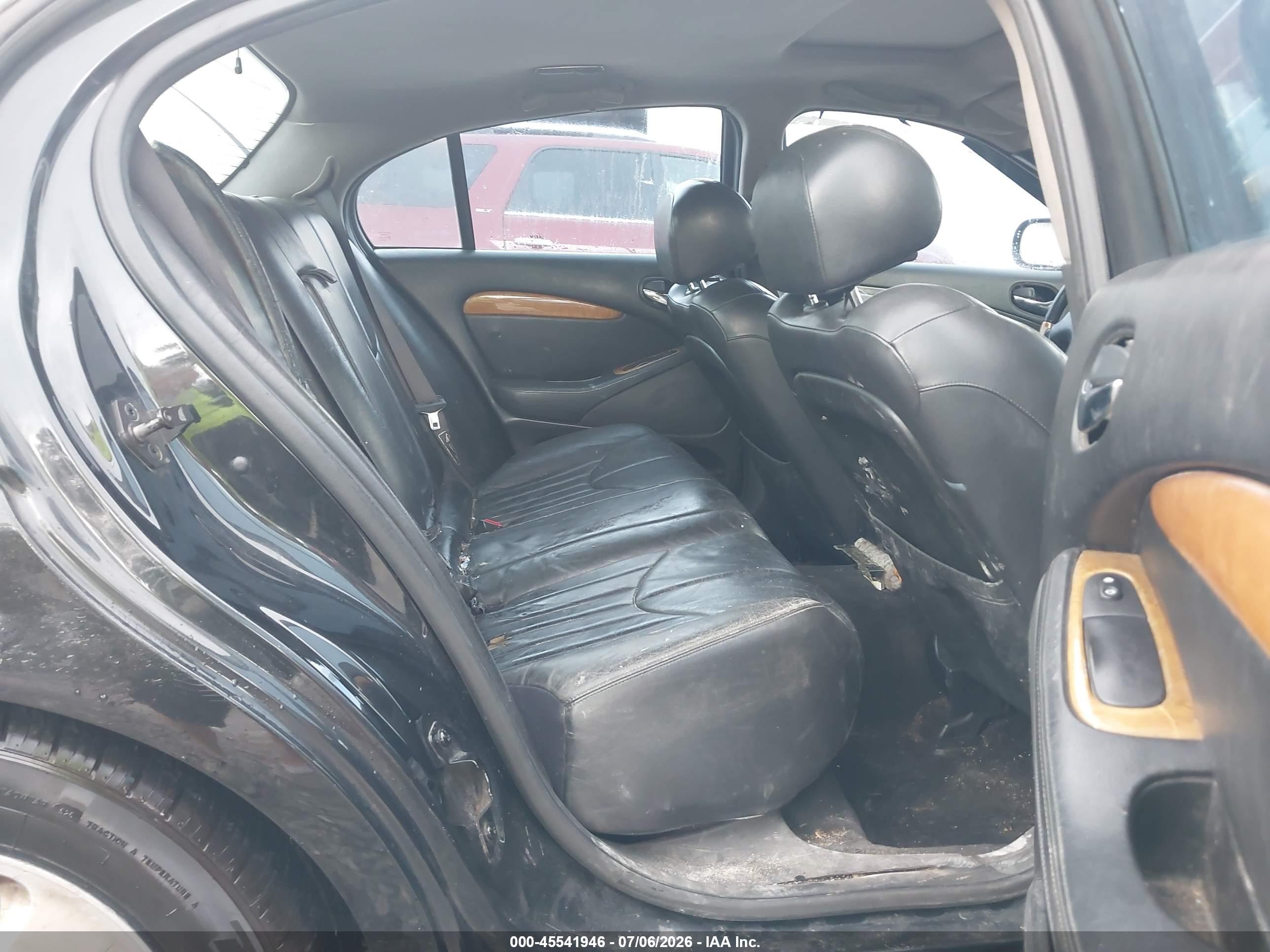 2000 Jaguar S-type 3.0l V6 Black vin: SAJDA01C8YFL59937