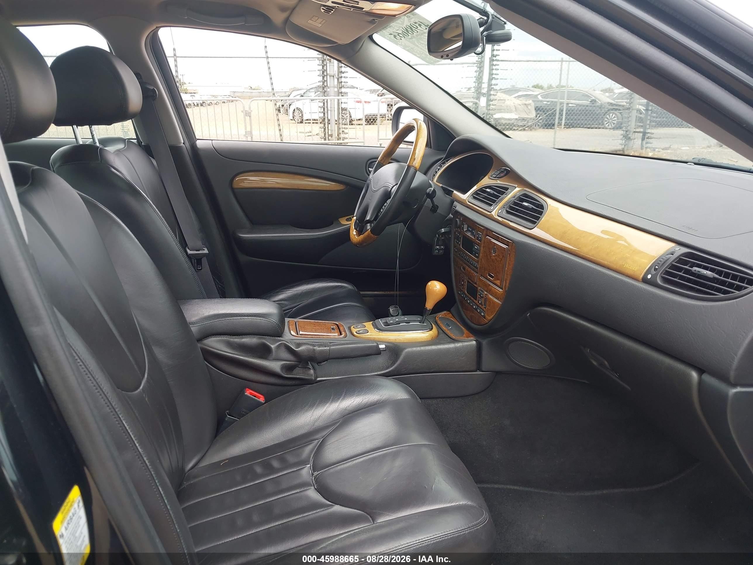2000 Jaguar S-type 3.0l V6 Black vin: SAJDA01C8YFL69707