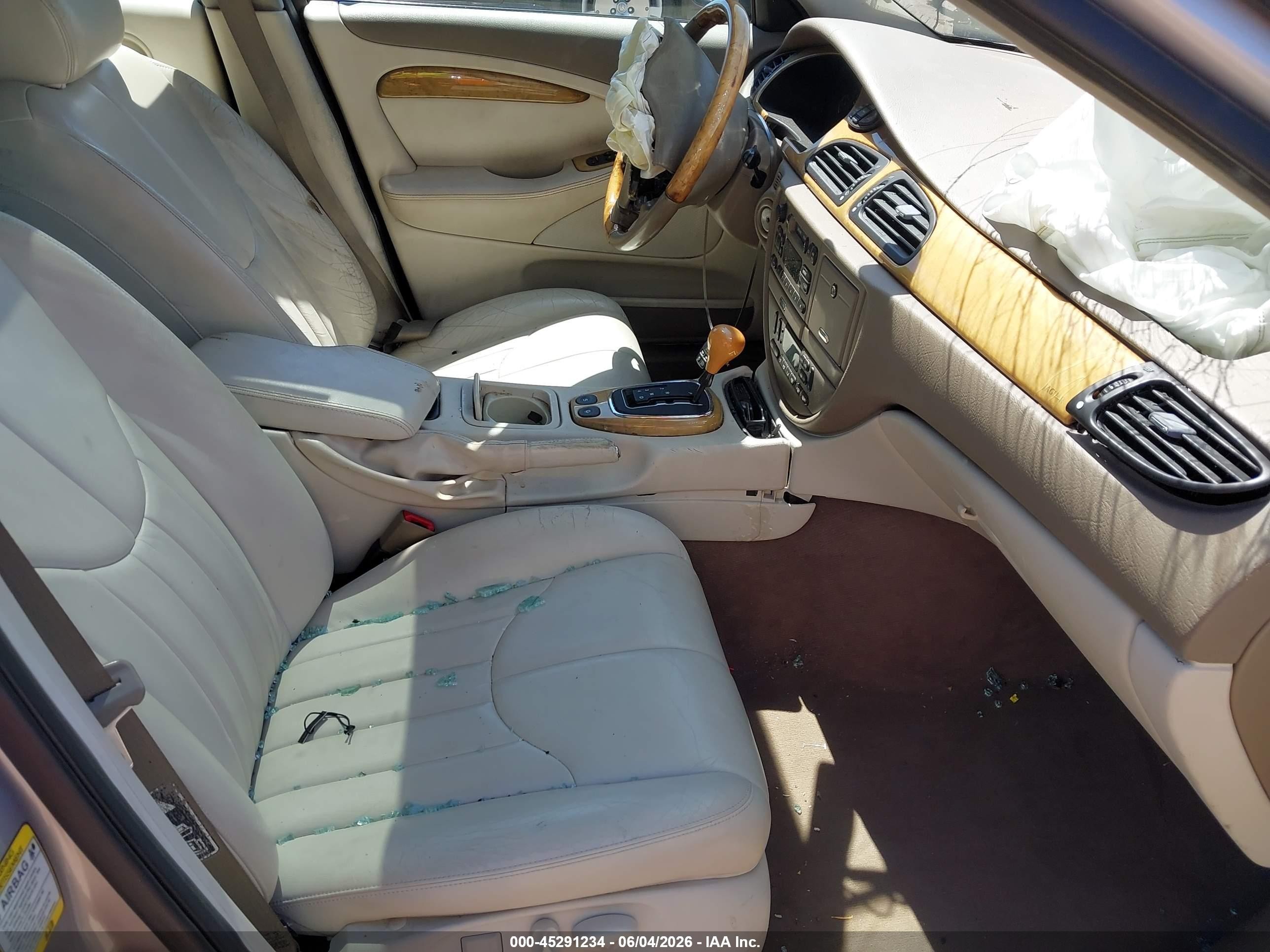 2000 Jaguar S-type 3.0l V6 Silver vin: SAJDA01C9YFL70445