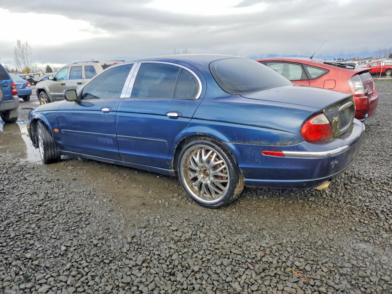 2000 Jaguar S-type Blue vin: SAJDA01D0YGL25347